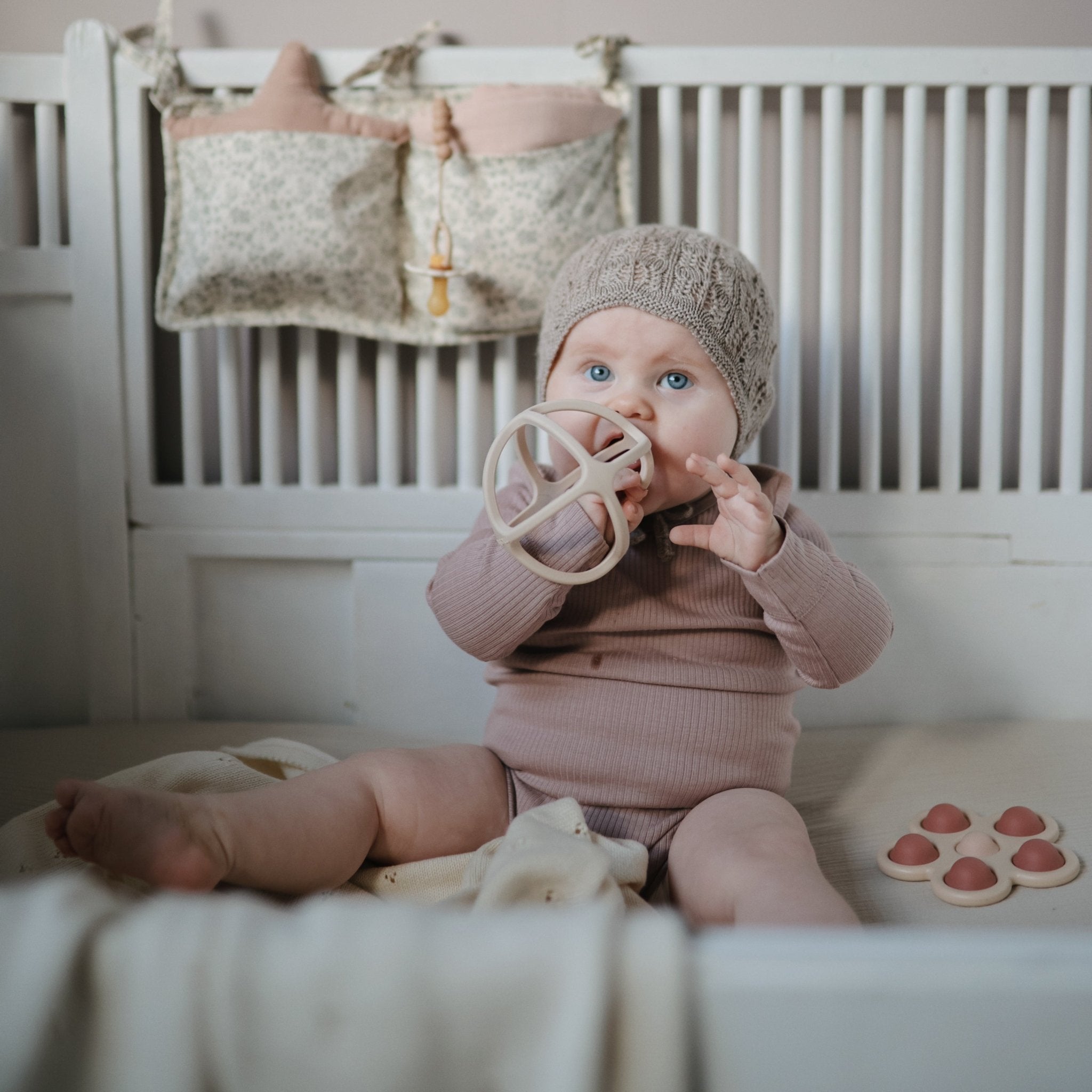 Ball Teether - Tenth & Pine - teether - Dove Gray