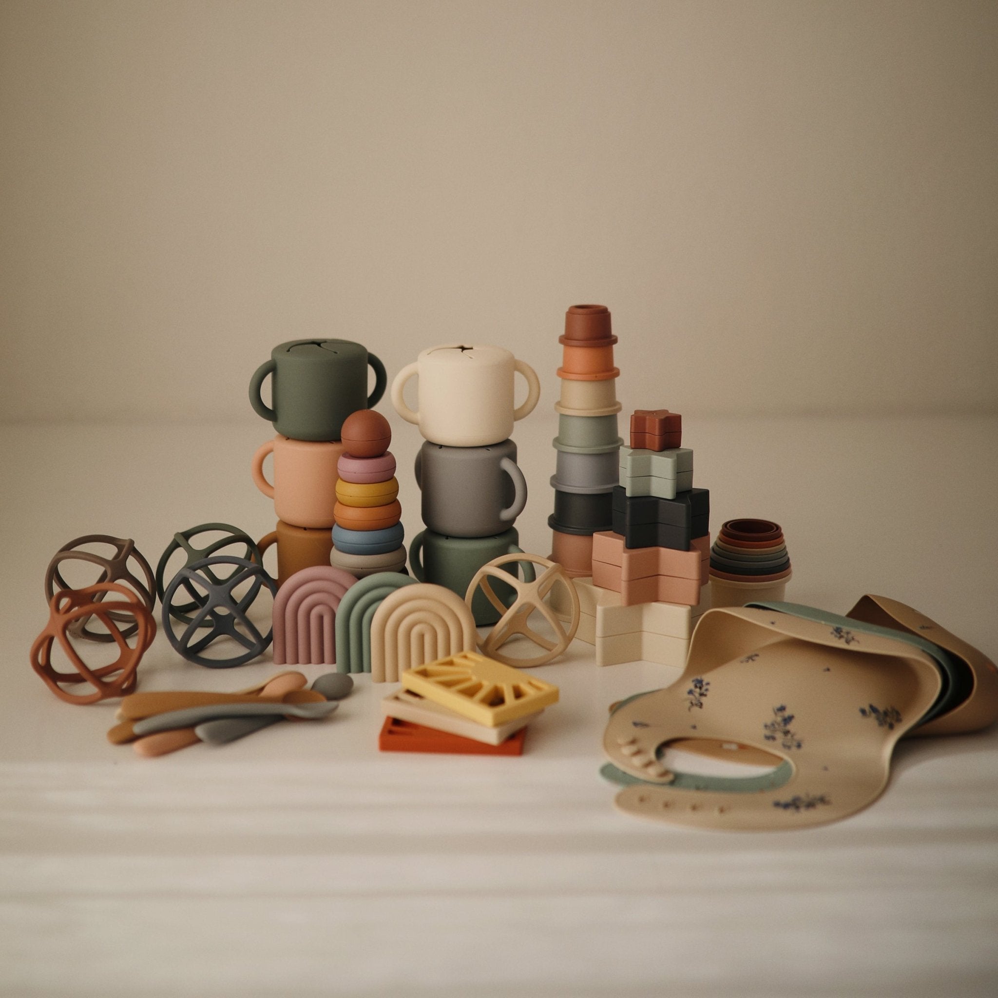 Ball Teether - Tenth & Pine - teether - Dove Gray