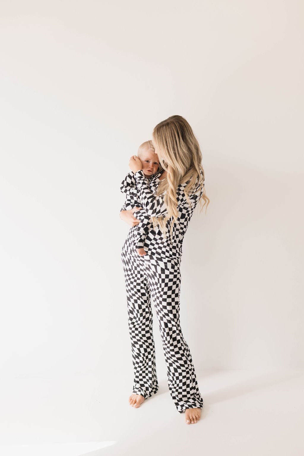 Bamboo Zip Pajamas | Black & White Wavy Checkerboard - Tenth & Pine - pajamas - Newborn