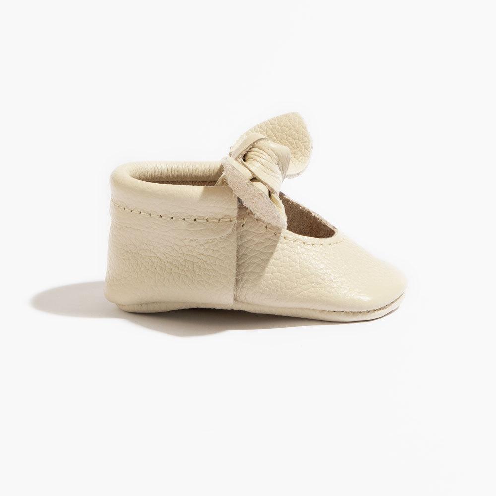 Birch Knotted Bow Baby Shoe - Tenth & Pine - Knotted Bow Mocc - Soft Sole - Newborn