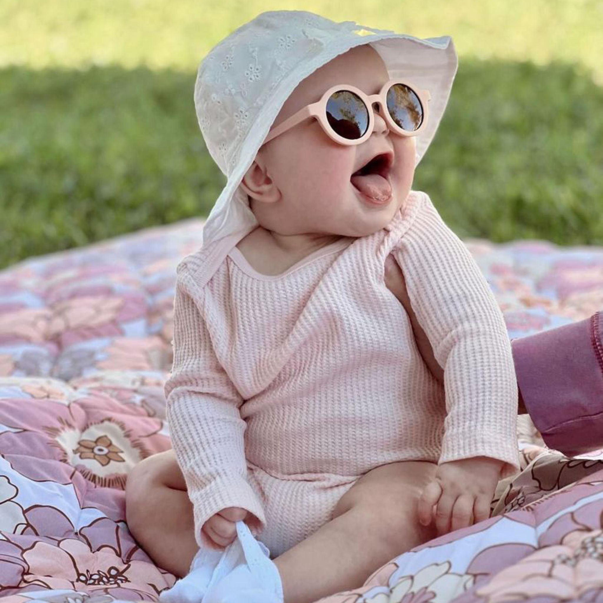 Blooms Picnic Blanket - Tenth & Pine - Picnic Blanket -