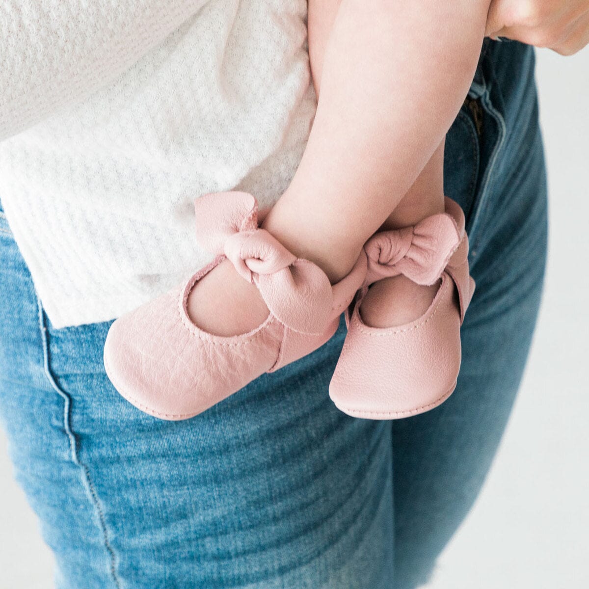 Blush Knotted Bow Baby Shoe - Tenth & Pine - Knotted Bow Mocc - Soft Sole - Newborn