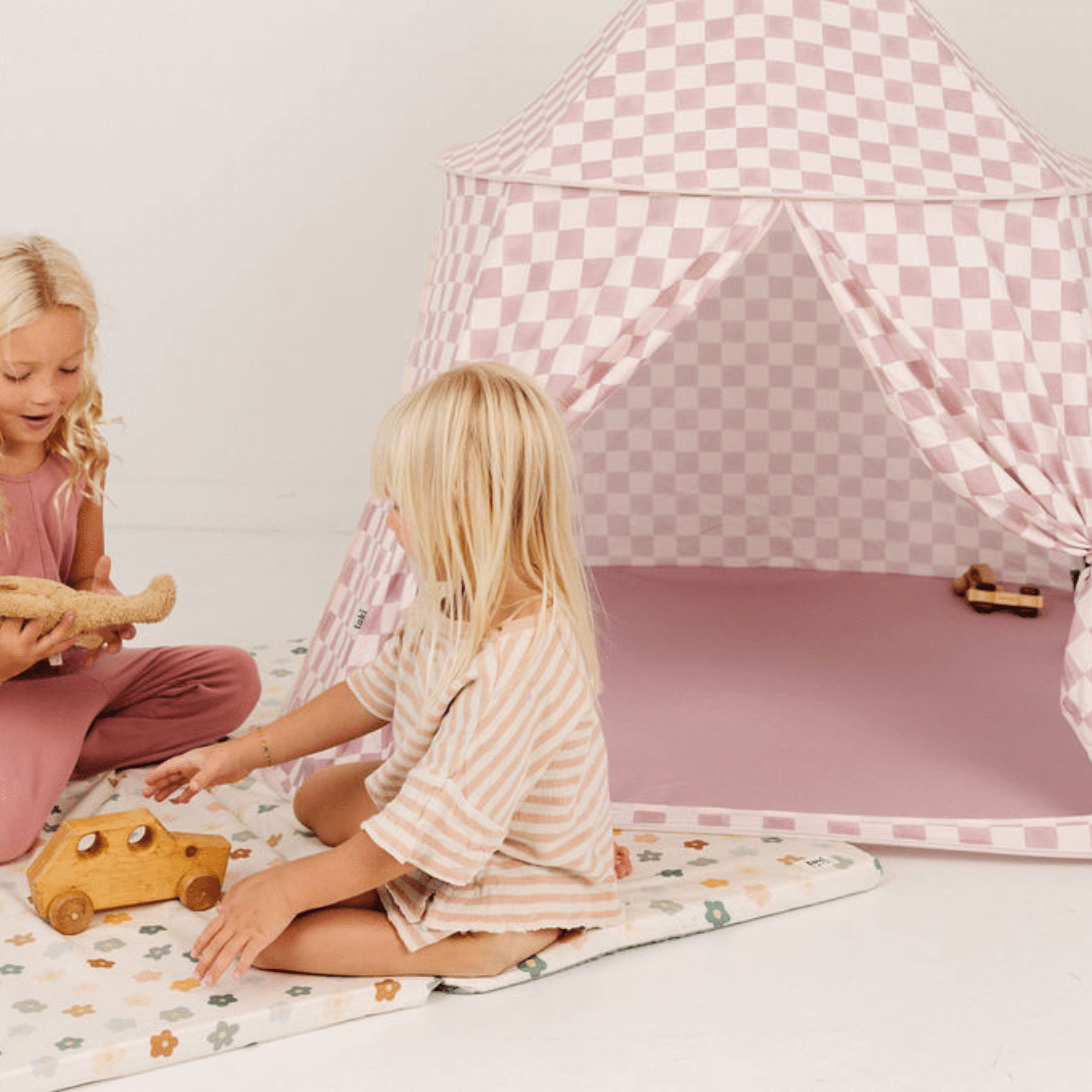 Checker Gumdrop Play Tent - Tenth & Pine - Play Tent -