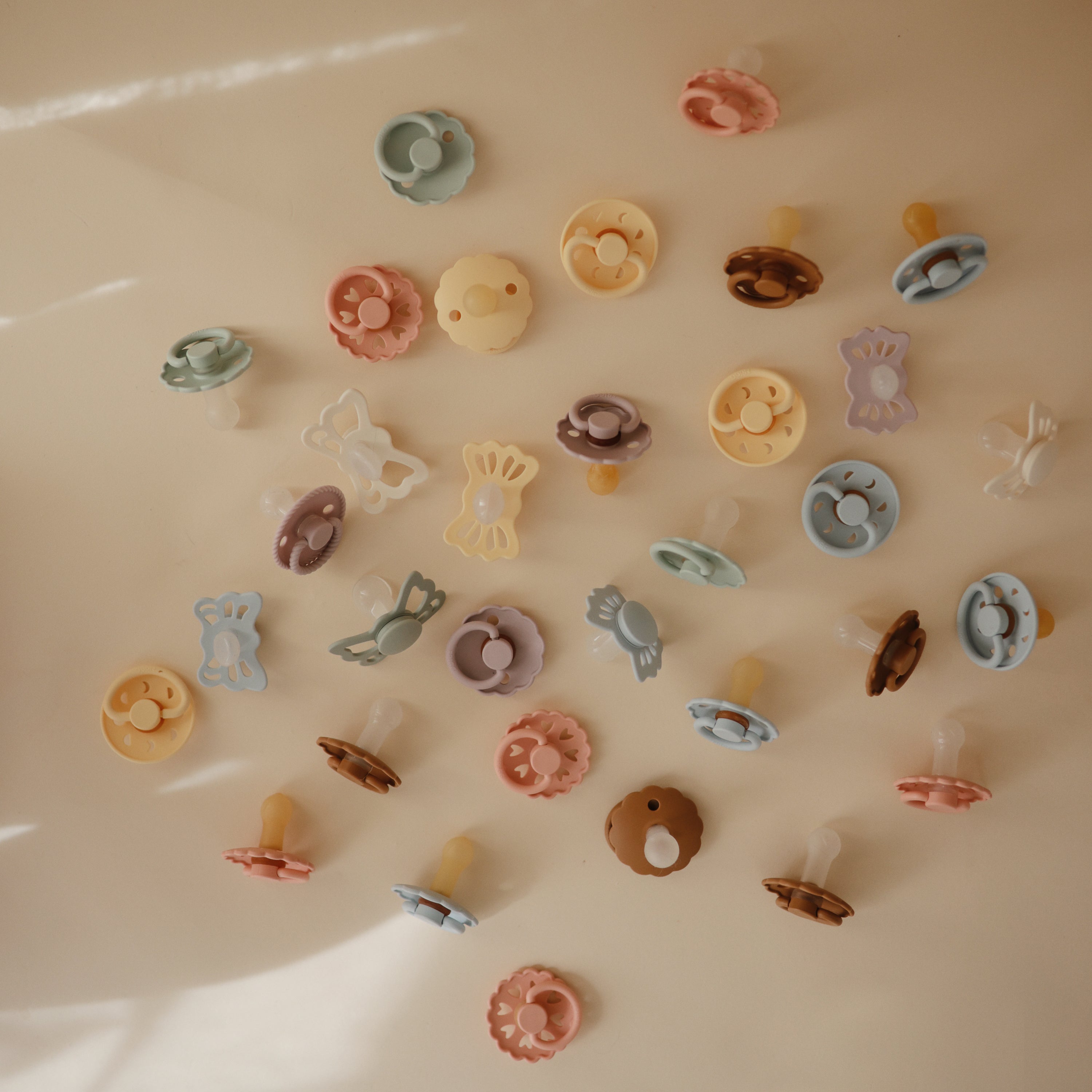 FRIGG Moon Natural Rubber Pacifier 2 - Pack - Tenth & Pine - FRIGG PACIFIERS - 6 - 18 months - Sage/Portobello