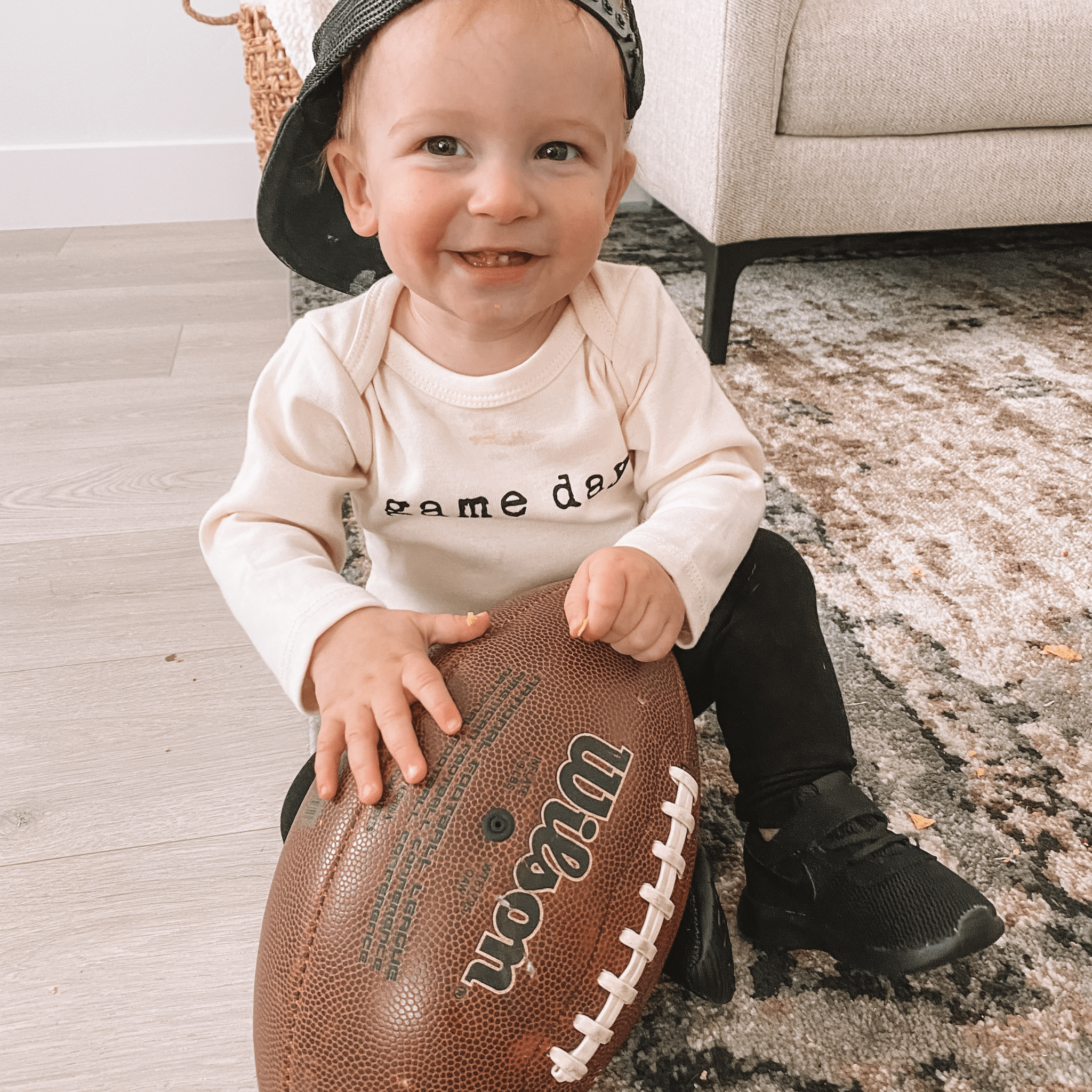 Game Day - Long Sleeve Organic Baby Bodysuit - Tenth & Pine - Long Sleeve Onesie - 0 - 3M