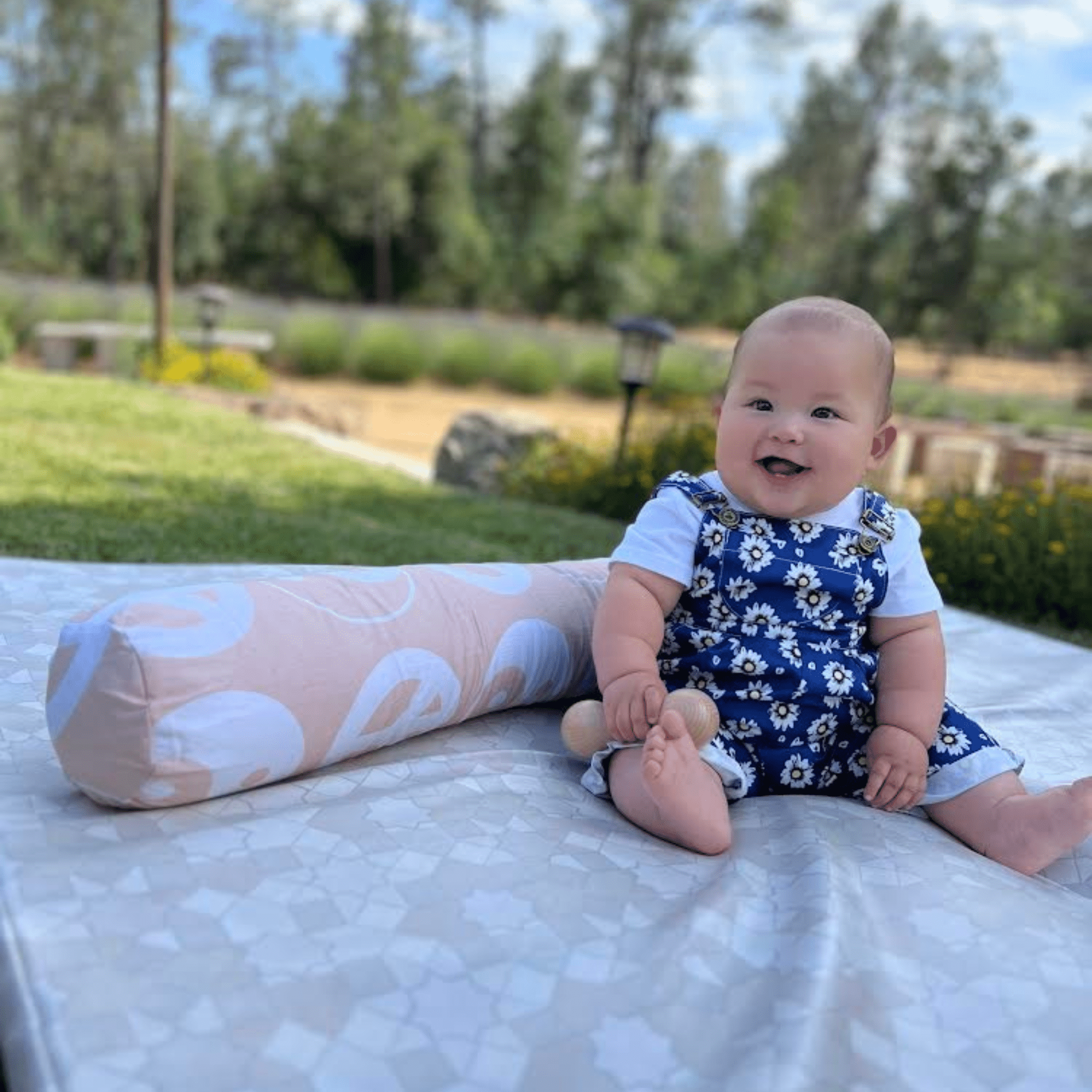 Grey Mosaic Vegan Leather Mat - Tenth & Pine - Vegan Leather Padded Mat - Standard