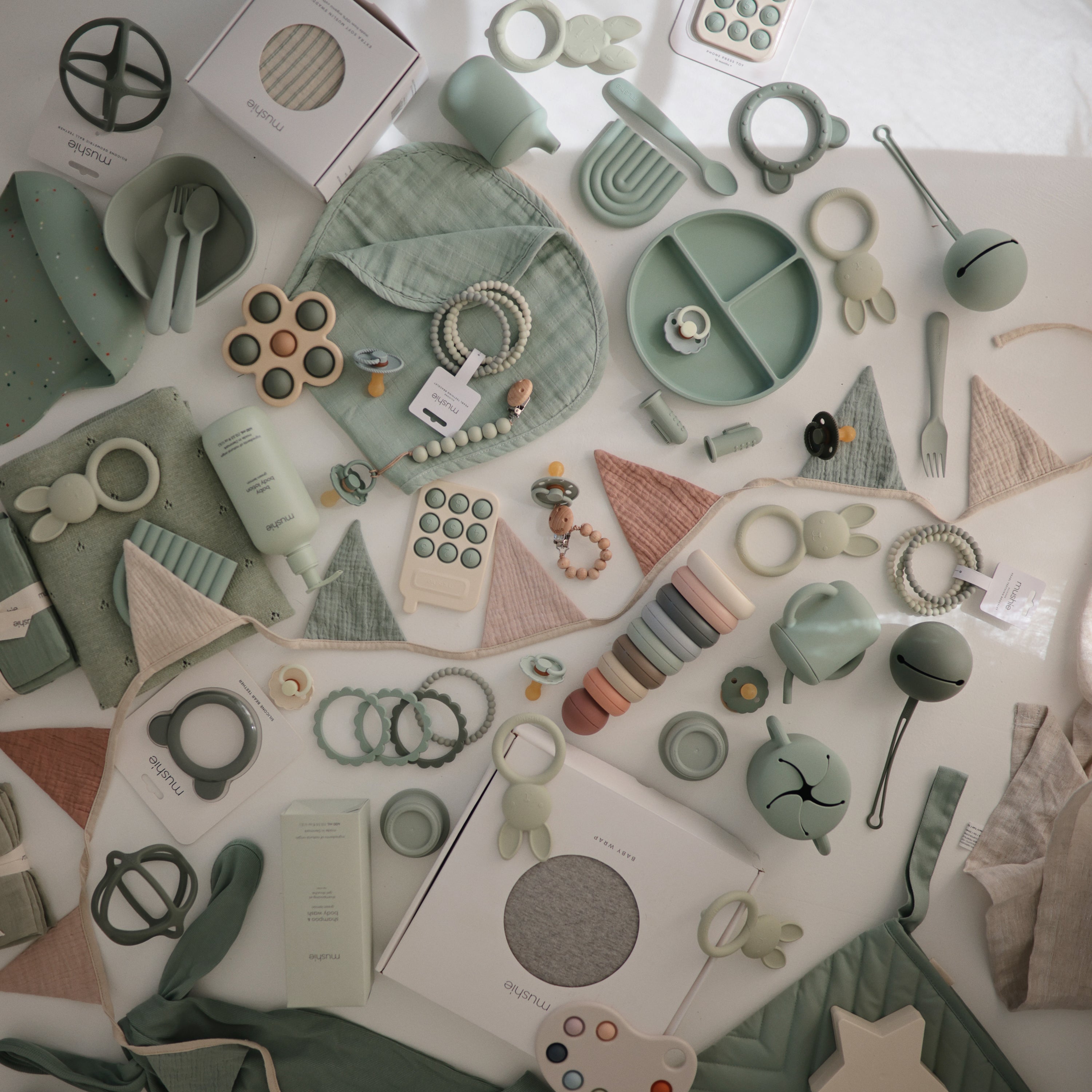 FRIGG Moon Natural Rubber Pacifier 2 - Pack - Tenth & Pine - FRIGG PACIFIERS - 6 - 18 months - Sage/Portobello