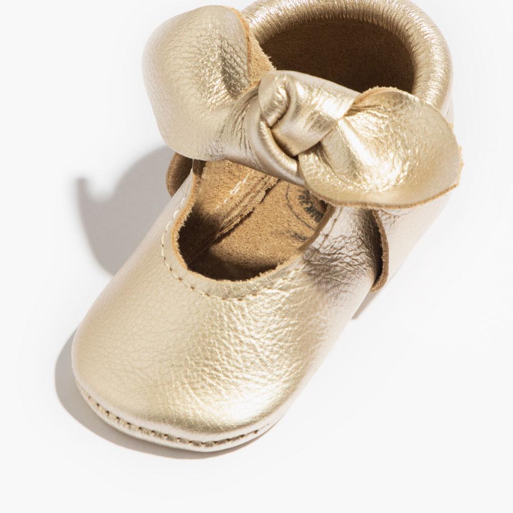 Platinum Knotted Bow Baby Shoe - Tenth & Pine - Knotted Bow Mocc - Soft Sole - Newborn