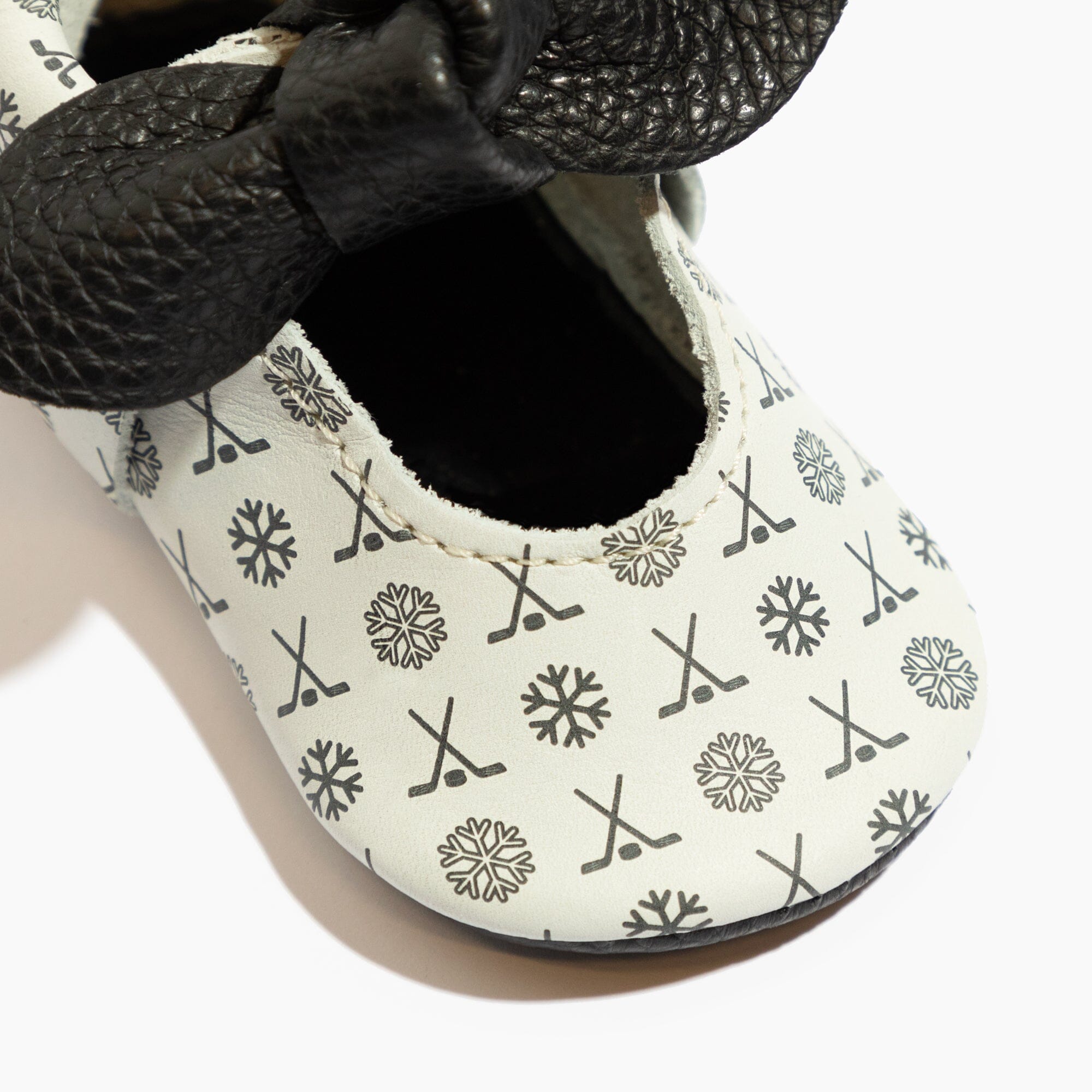 Power Play Knotted Bow Baby Shoe - Tenth & Pine - Knotted Bow Mocc - Soft Sole - 1