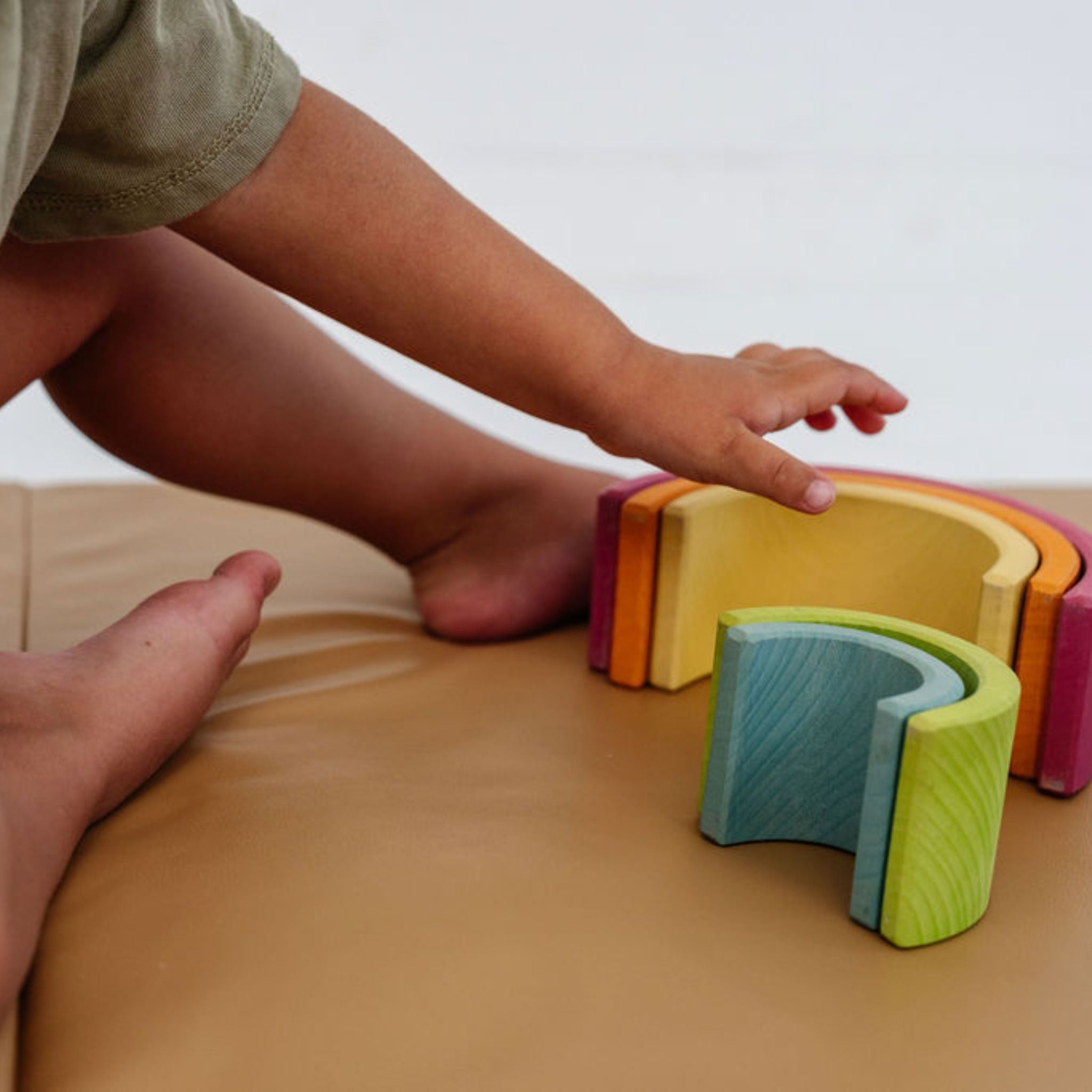 Sand Vegan Leather Mat - Tenth & Pine - Vegan Leather Padded Mat - Epic