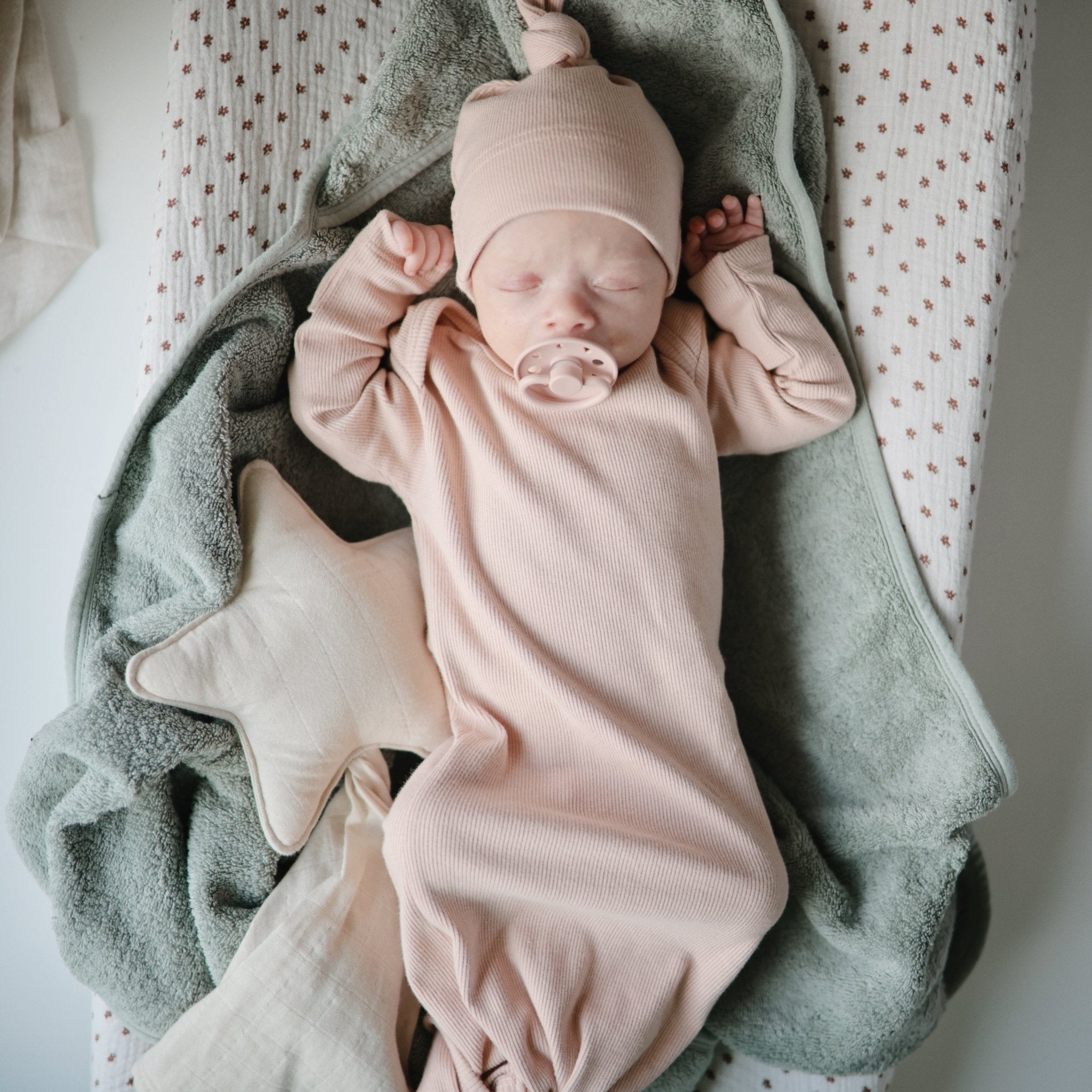 Star Lovey Blanket - Tenth & Pine - Blanket - Fog