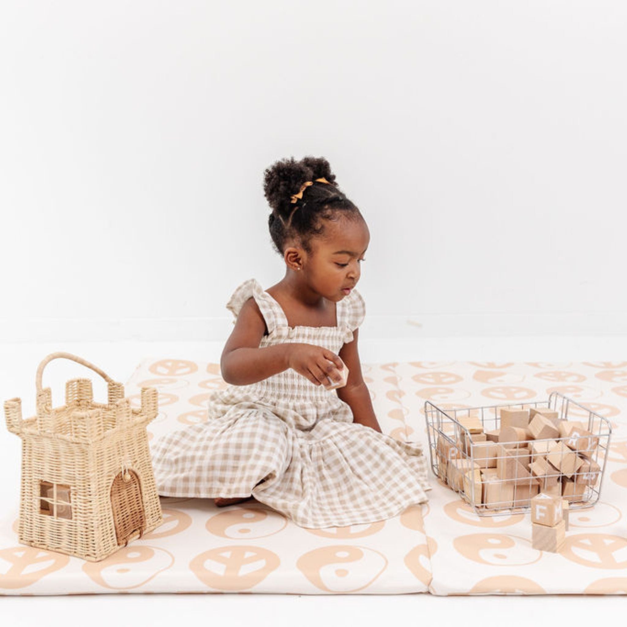 Yin Yang Vegan Leather Mat - Tenth & Pine - Vegan Leather Padded Mat - Mega