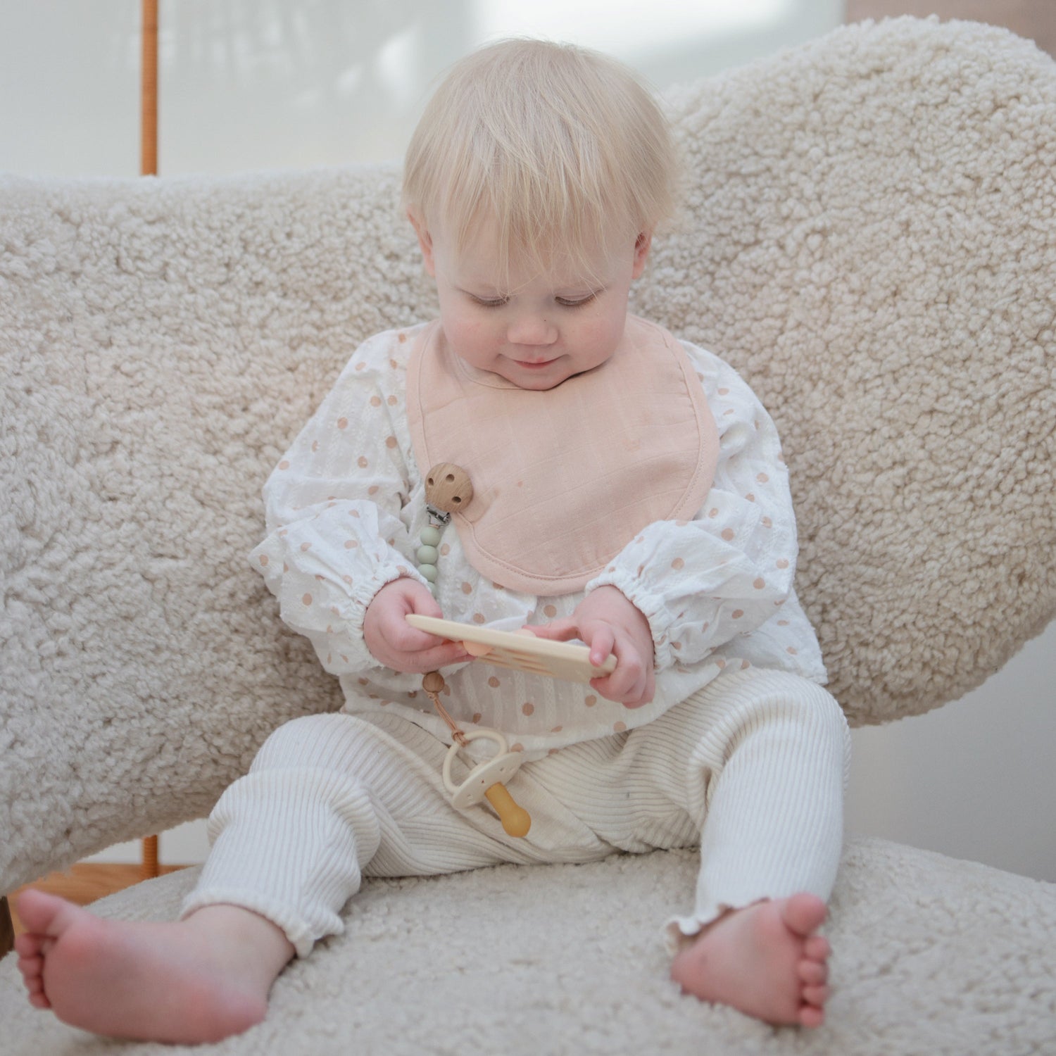 Silicone Pacifier Clip | Eva - Tenth &amp; Pine - Pacifier Clip - Black