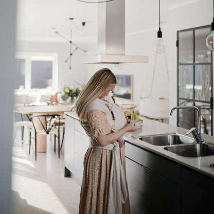 Silicone Pacifier Clip | Eva - Tenth &amp; Pine - Pacifier Clip - Black