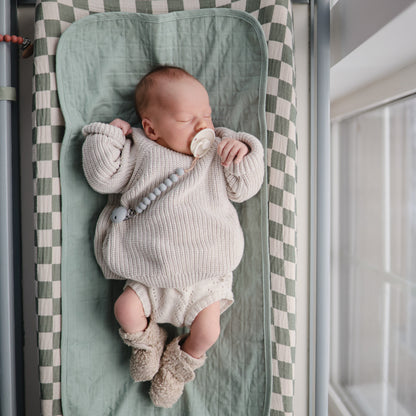 Silicone Pacifier Clip | Hera - Tenth &amp; Pine - Pacifier Clip - Tradewinds