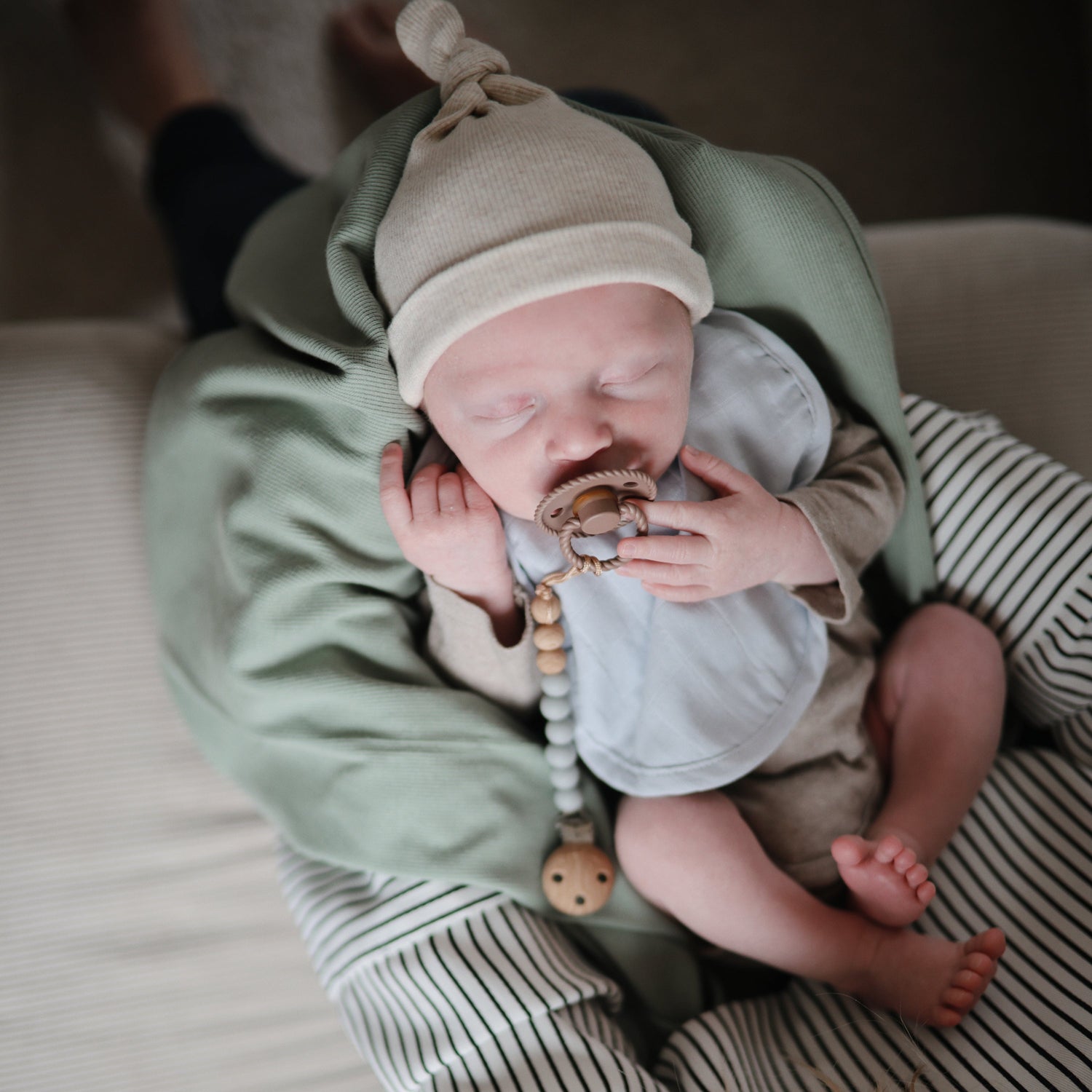 FRIGG Rope Natural Rubber Pacifier 2 - Pack - Tenth &amp; Pine - FRIGG PACIFIERS - 6 - 18 months - Cream/Green Tea