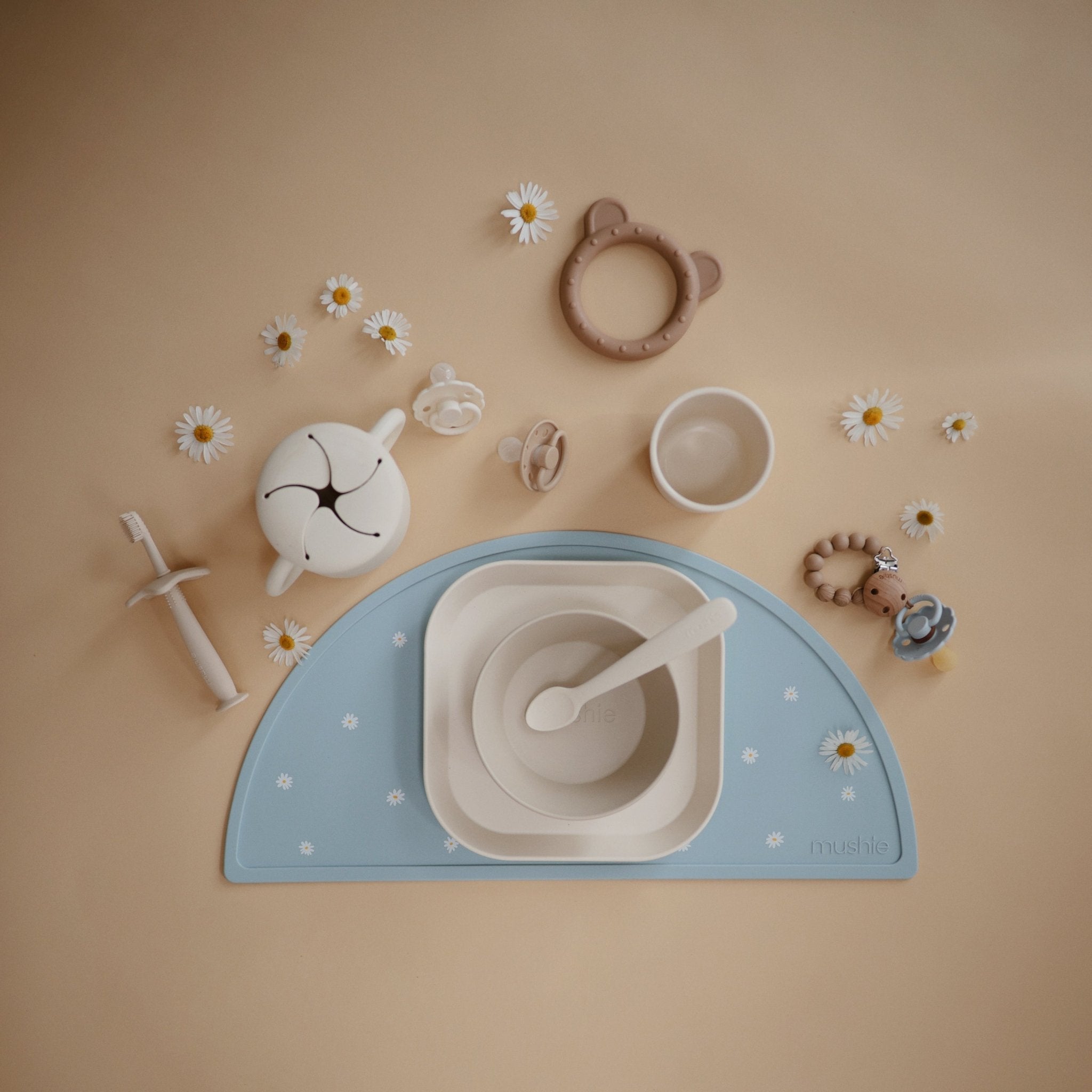 Bear Teether - Tenth &amp; Pine - teether - Natural