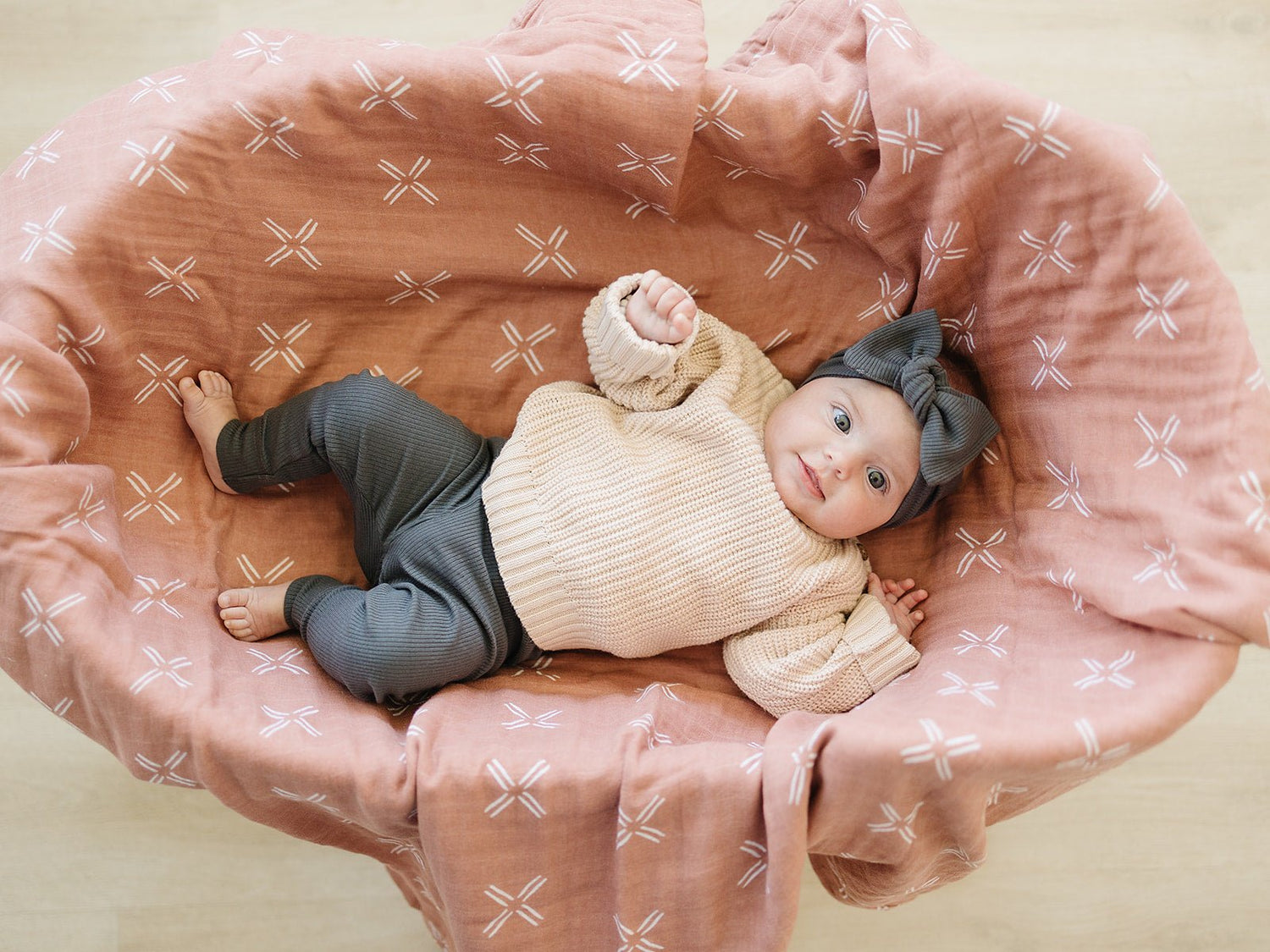 Charcoal Organic Leggings - Tenth &amp; Pine - Leggings - 0 - 3 - Mebie Baby