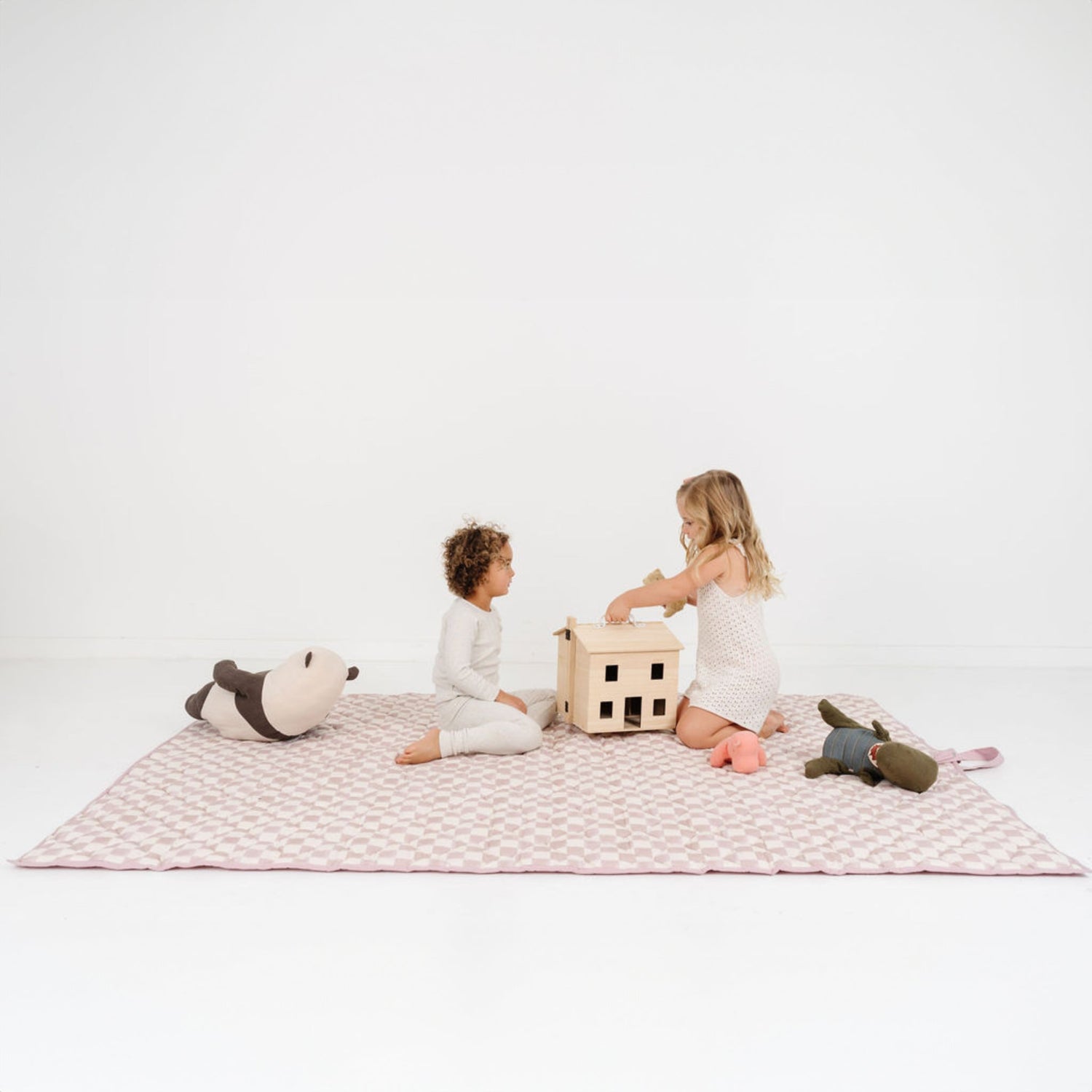 Checker Gumdrop Picnic Blanket - Tenth &amp; Pine - Picnic Blanket - 
