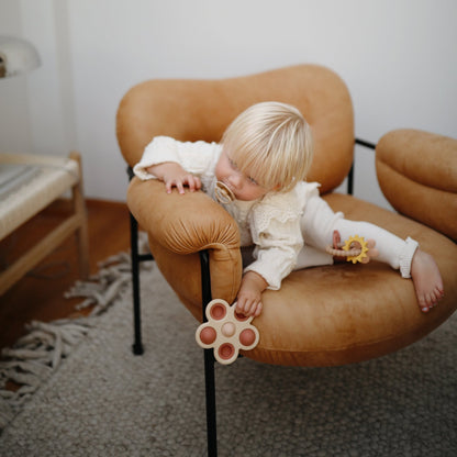 Flower Press Toy - Tenth &amp; Pine - Press Toy - Dried Thyme/Natural/Shifting Sand