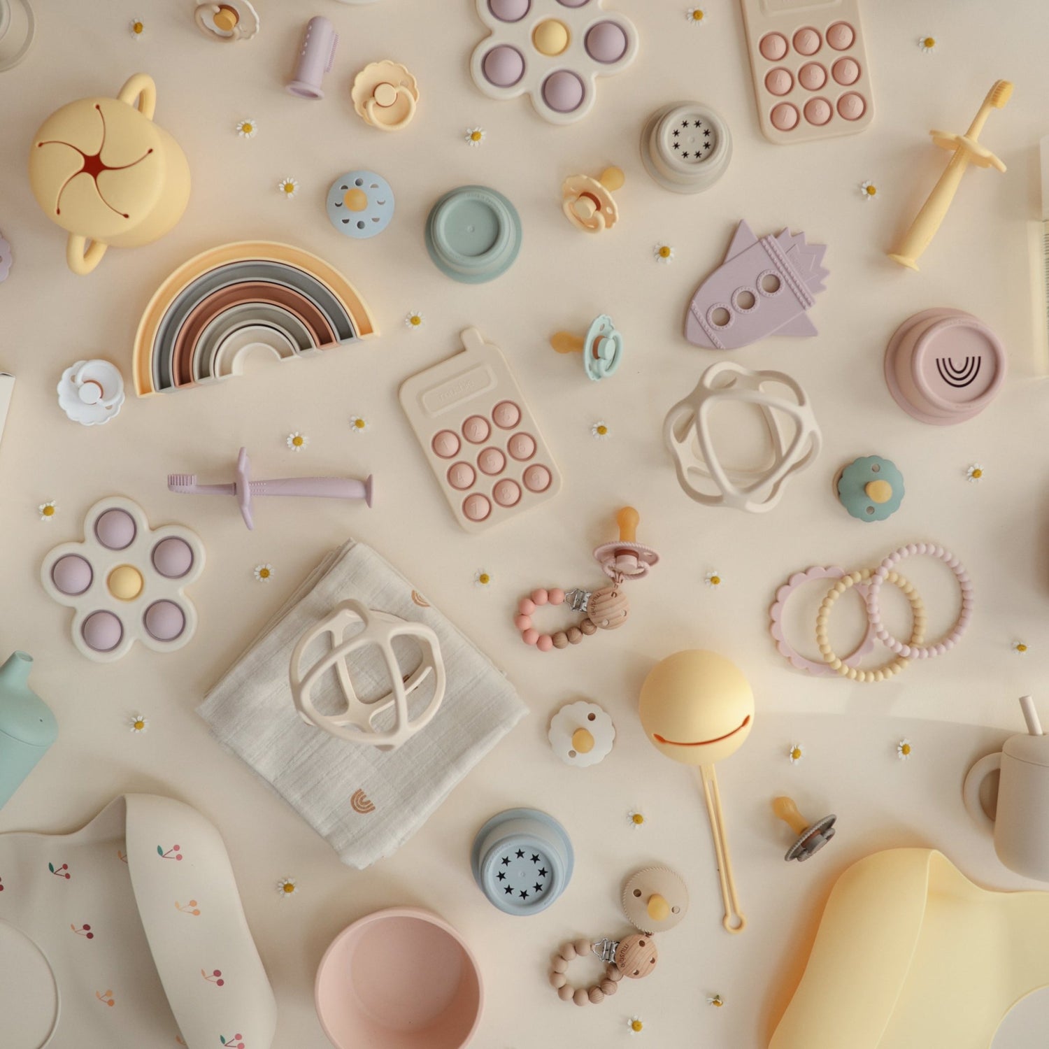 Flower Press Toy - Tenth &amp; Pine - Press Toy - Dried Thyme/Natural/Shifting Sand