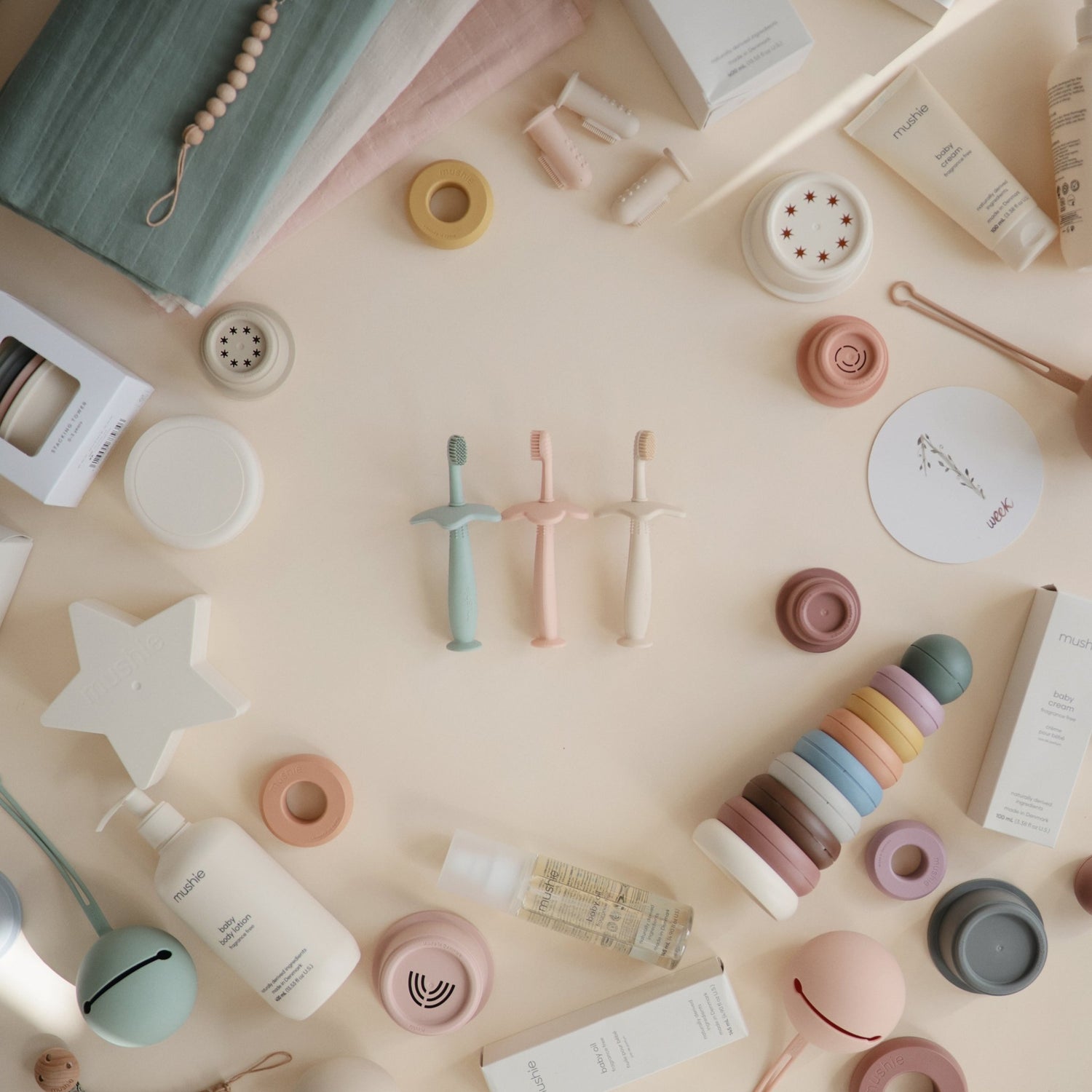 Flower Training Toothbrush - Tenth &amp; Pine - Training Toothbrush - Soft Lilac