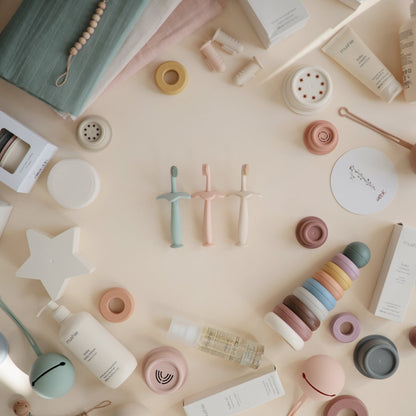 Flower Training Toothbrush - Tenth &amp; Pine - Training Toothbrush - Soft Lilac