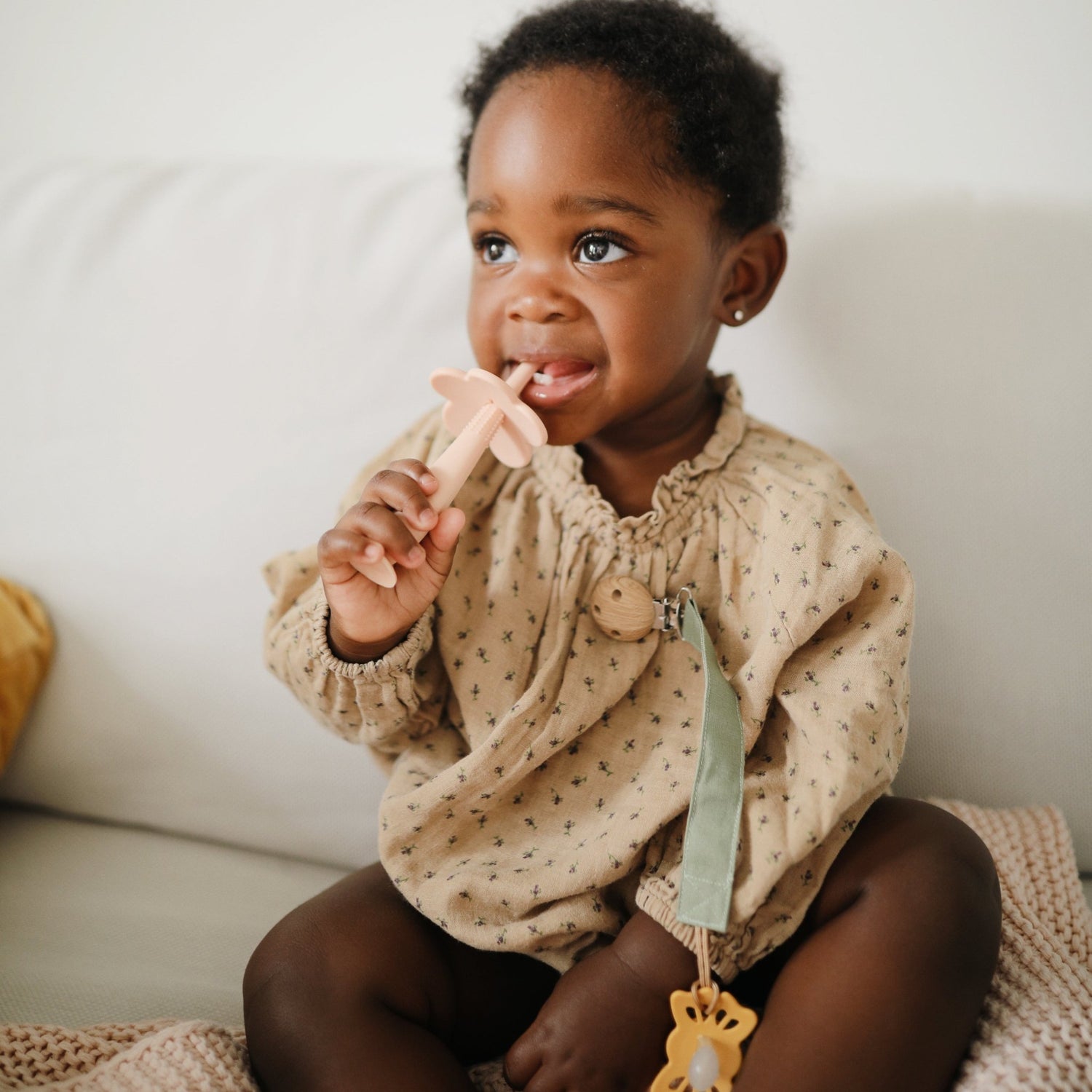 Flower Training Toothbrush - Tenth &amp; Pine - Training Toothbrush - Soft Lilac