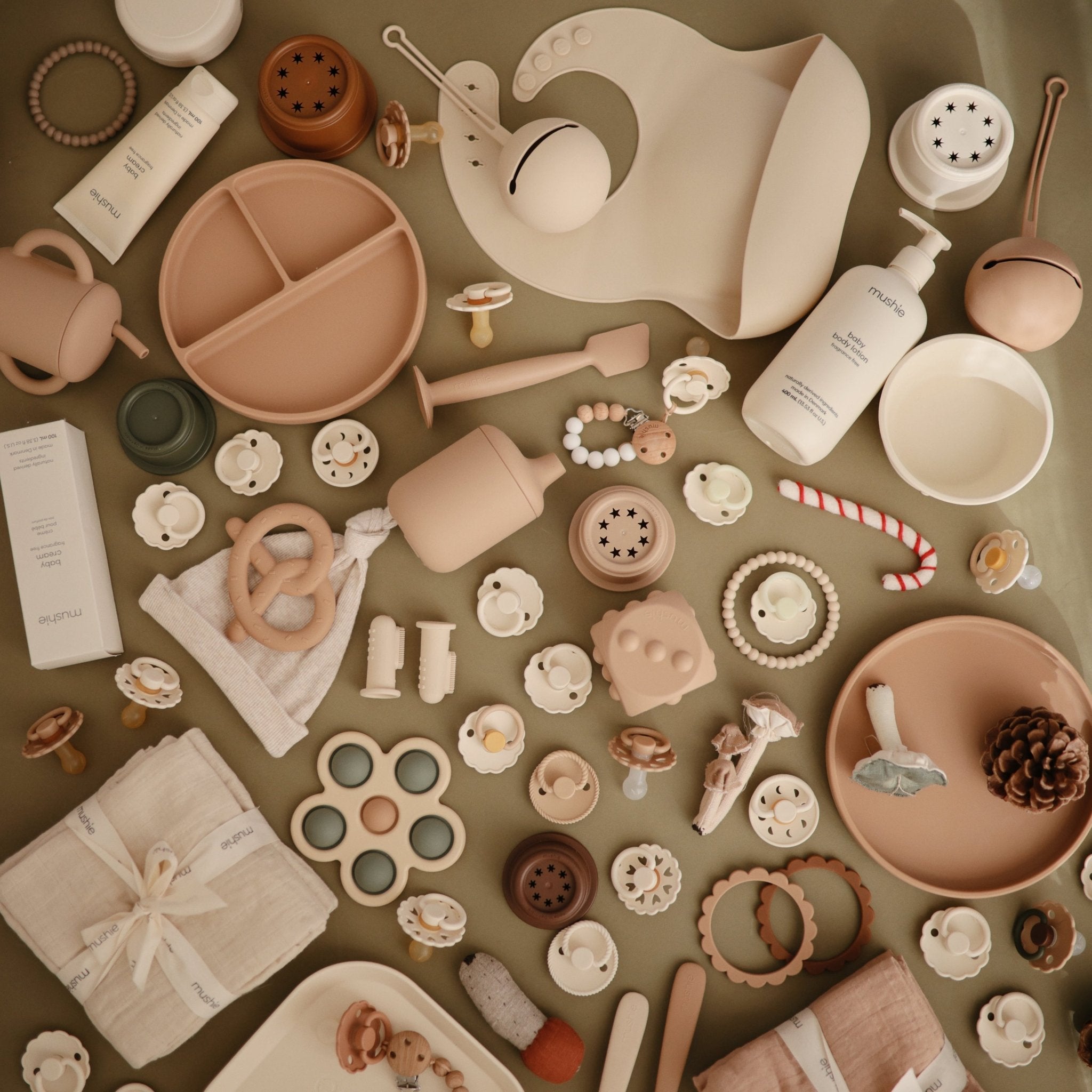 FRIGG Daisy Night Silicone Pacifier 2 - Pack - Tenth &amp; Pine - FRIGG PACIFIERS - 6 - 18 months - Portobello/Croissant