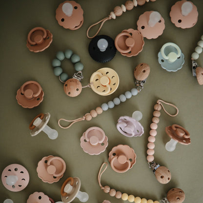 FRIGG Daisy Night Silicone Pacifier 2 - Pack - Tenth &amp; Pine - FRIGG PACIFIERS - 6 - 18 months - Portobello/Croissant