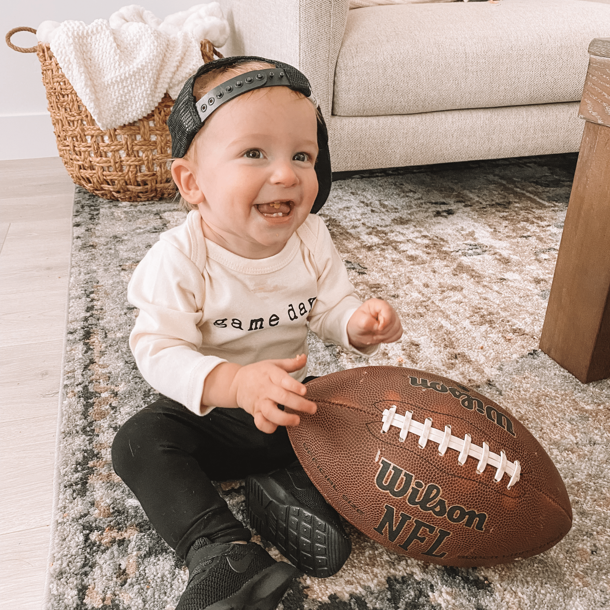 Game Day - Long Sleeve Organic Baby Bodysuit - Tenth &amp; Pine - Long Sleeve Onesie - 0 - 3M