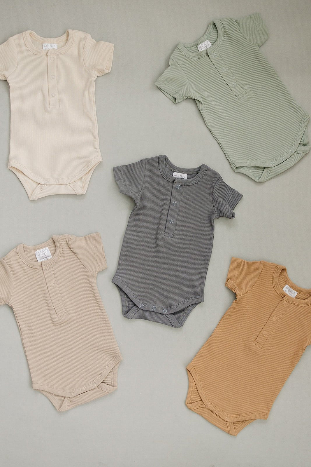 Grey Organic Cotton Ribbed Snap Bodysuit - Tenth &amp; Pine - NB - Mebie Baby