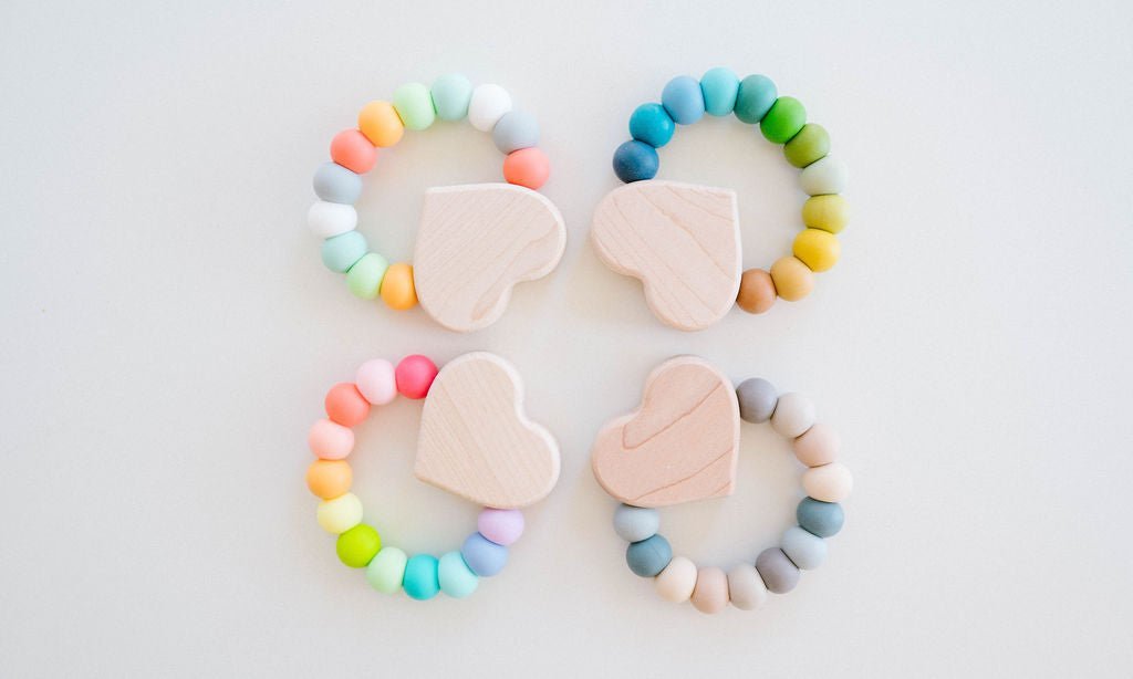 Heart Charm Teether - Tenth &amp; Pine - Pacifiers &amp; Teethers - Bannor