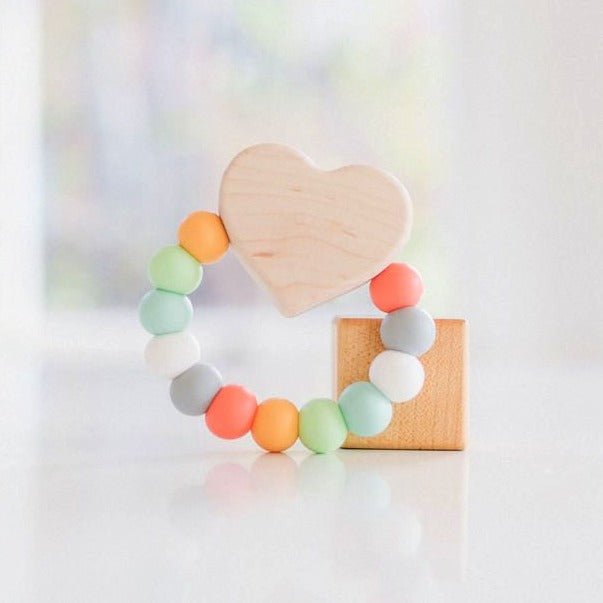Heart Charm Teether - Tenth &amp; Pine - Pacifiers &amp; Teethers - Bannor