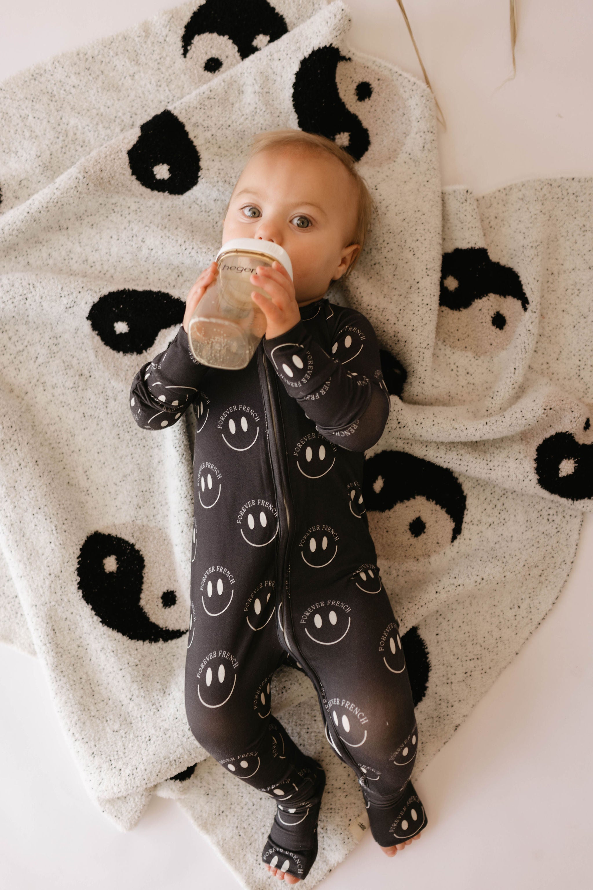 Plush Blanket | Black &amp; White Yin Yang