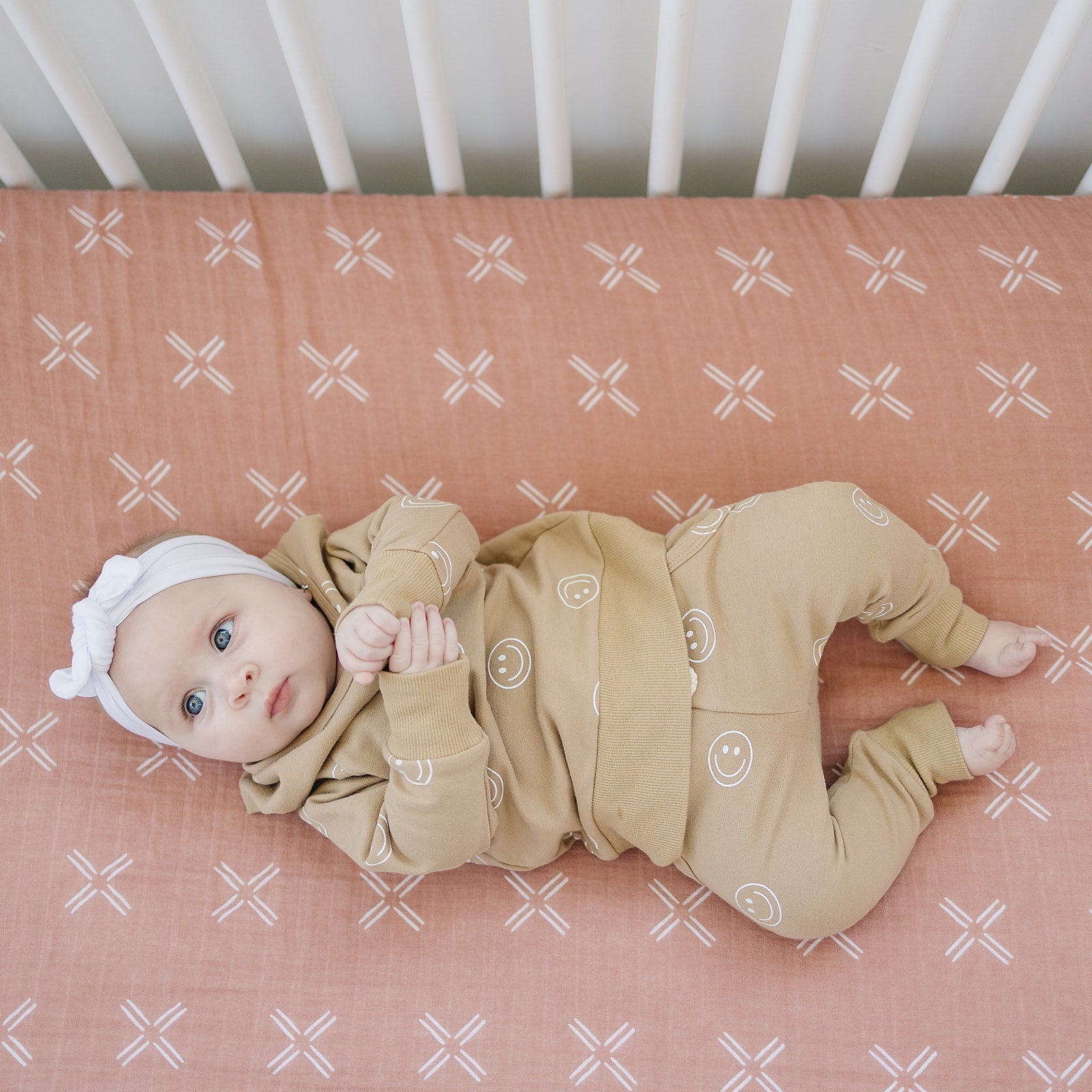 Just Peachy Muslin Crib Sheet - Tenth &amp; Pine - 