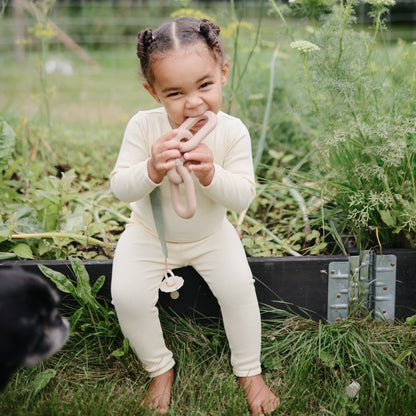 Links Teether - Tenth &amp; Pine - teether - Dried Thyme