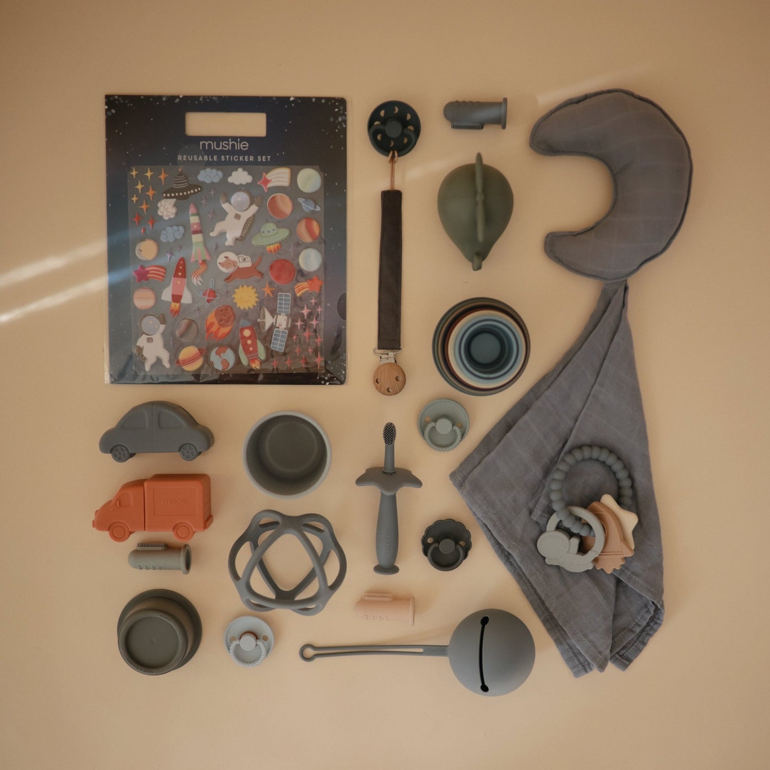 Moon Lovey Blanket - Tenth &amp; Pine - blankets - Blush