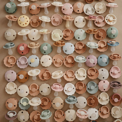 FRIGG Moon Silicone Pacifier 2 - Pack - Tenth &amp; Pine - FRIGG PACIFIERS - 6 - 18 months - Soft Lilac/Daffodil