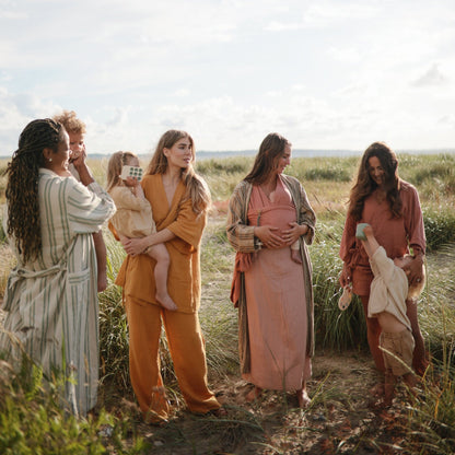 Phone Press Toy - Tenth &amp; Pine - Press Toy - Blush