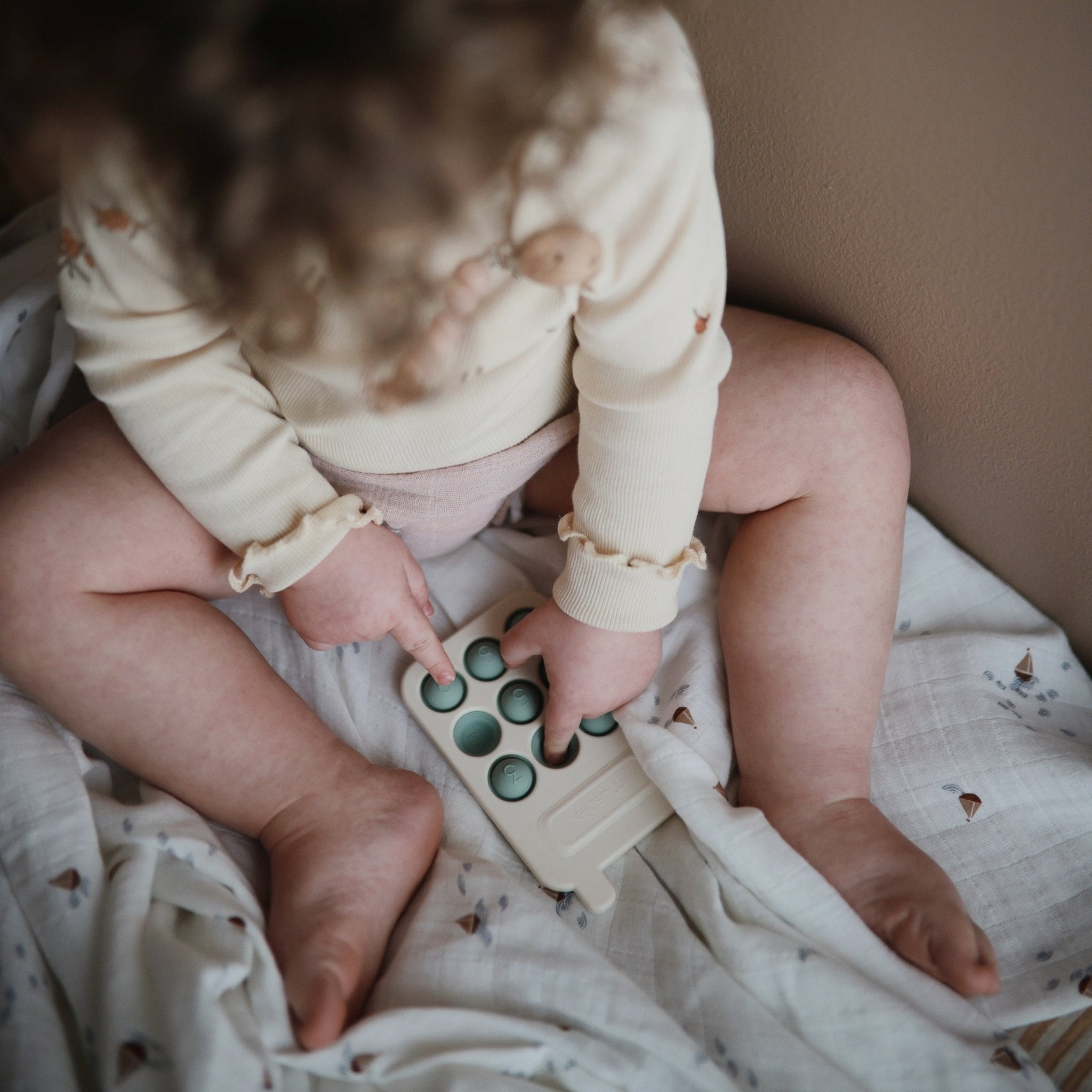 Phone Press Toy - Tenth &amp; Pine - Press Toy - Blush