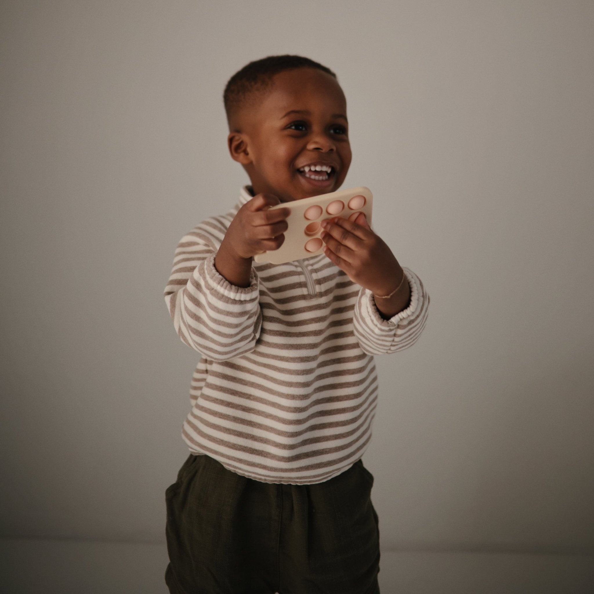 Phone Press Toy - Tenth &amp; Pine - Press Toy - Blush