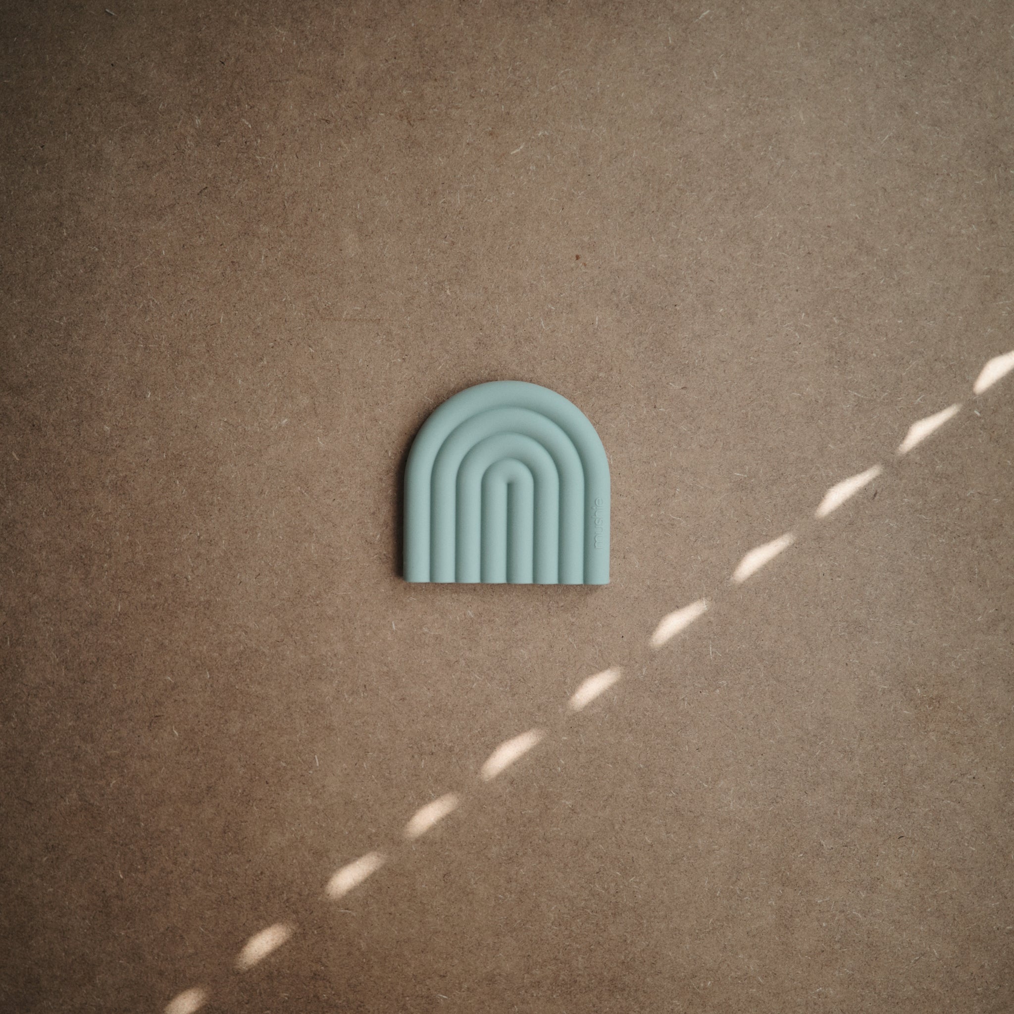 Rainbow Teether - Tenth &amp; Pine - teether - Mauve