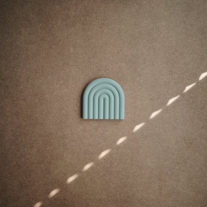 Rainbow Teether - Tenth &amp; Pine - teether - Mauve