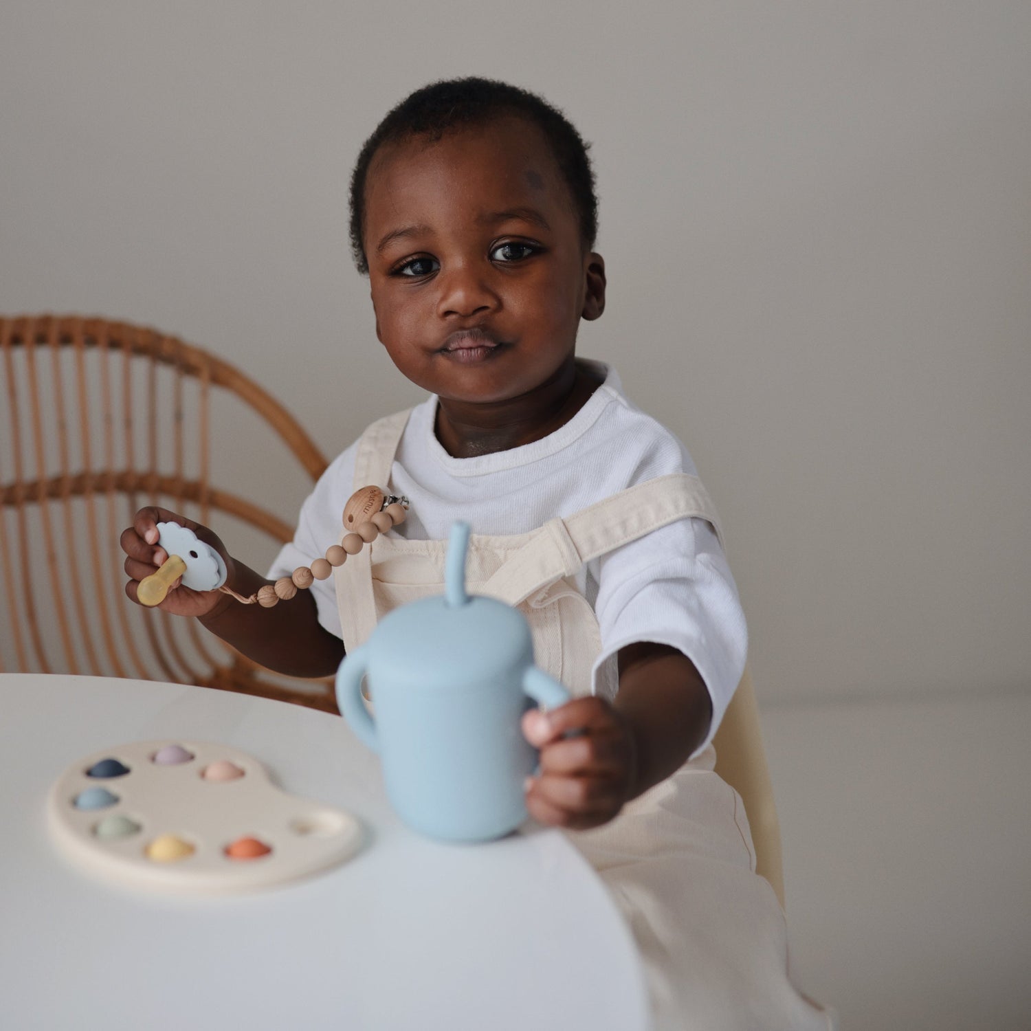 FRIGG Daisy Natural Rubber Pacifier 2 - Pack - Tenth &amp; Pine - FRIGG PACIFIERS - 6 - 18 months - Pink Cream/Poppy