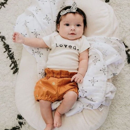 Short Sleeve Bodysuit | Loved. | Organic Cotton - Tenth &amp; Pine - Short Sleeve Onesie - 0 - 3M