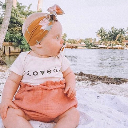 Short Sleeve Bodysuit | Loved. | Organic Cotton - Tenth &amp; Pine - Short Sleeve Onesie - 0 - 3M