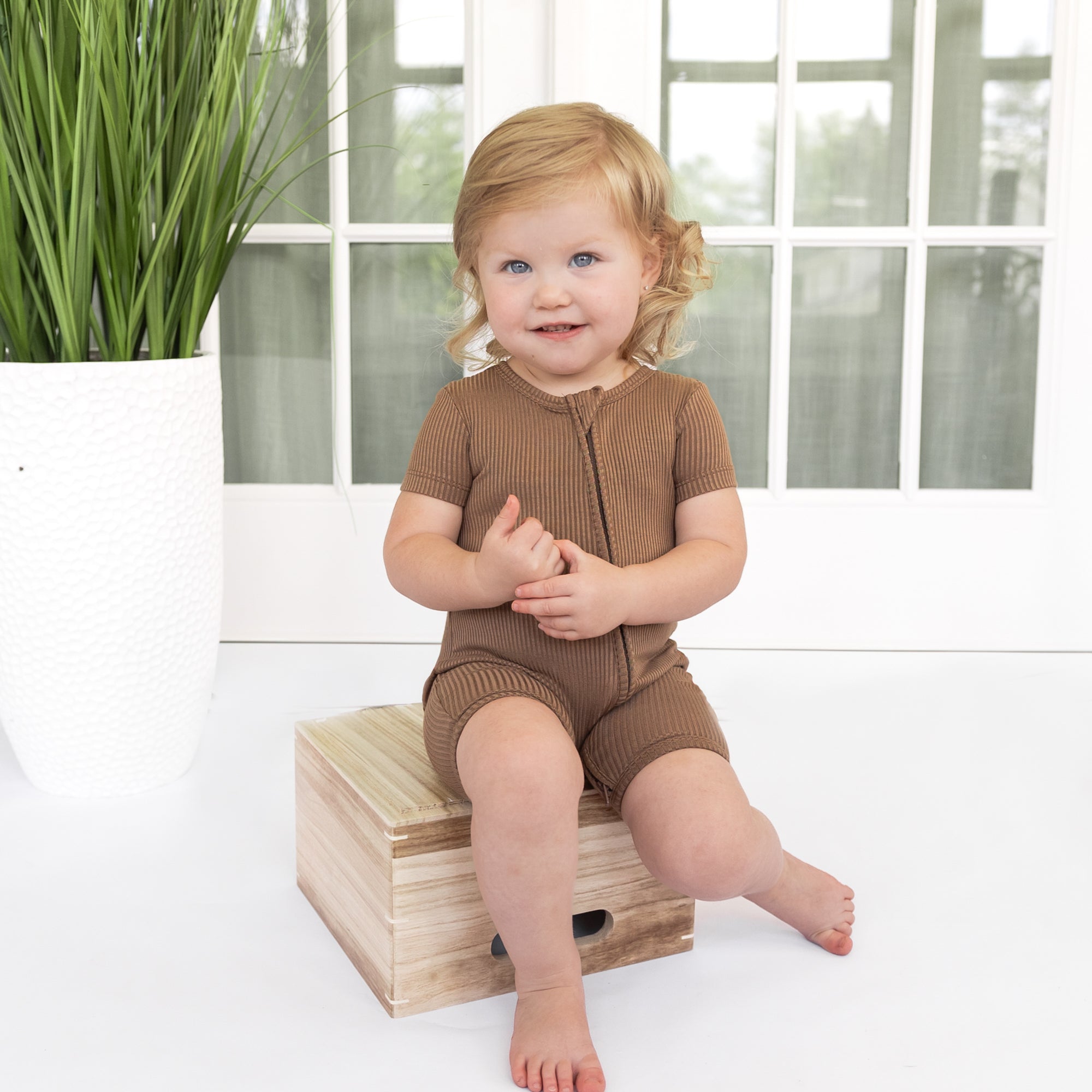 SHORTIE ZIP ROMPER - Mocha Ribbed - Tenth &amp; Pine - shortie zip rompers - rib - 0/3m