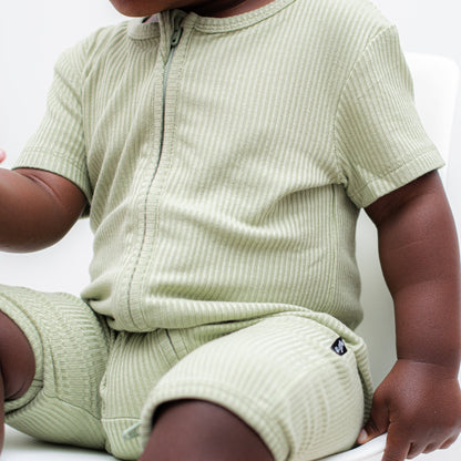SHORTIE ZIP ROMPER - Pistachio Ribbed - Tenth &amp; Pine - shortie zip rompers - rib - 0/3m