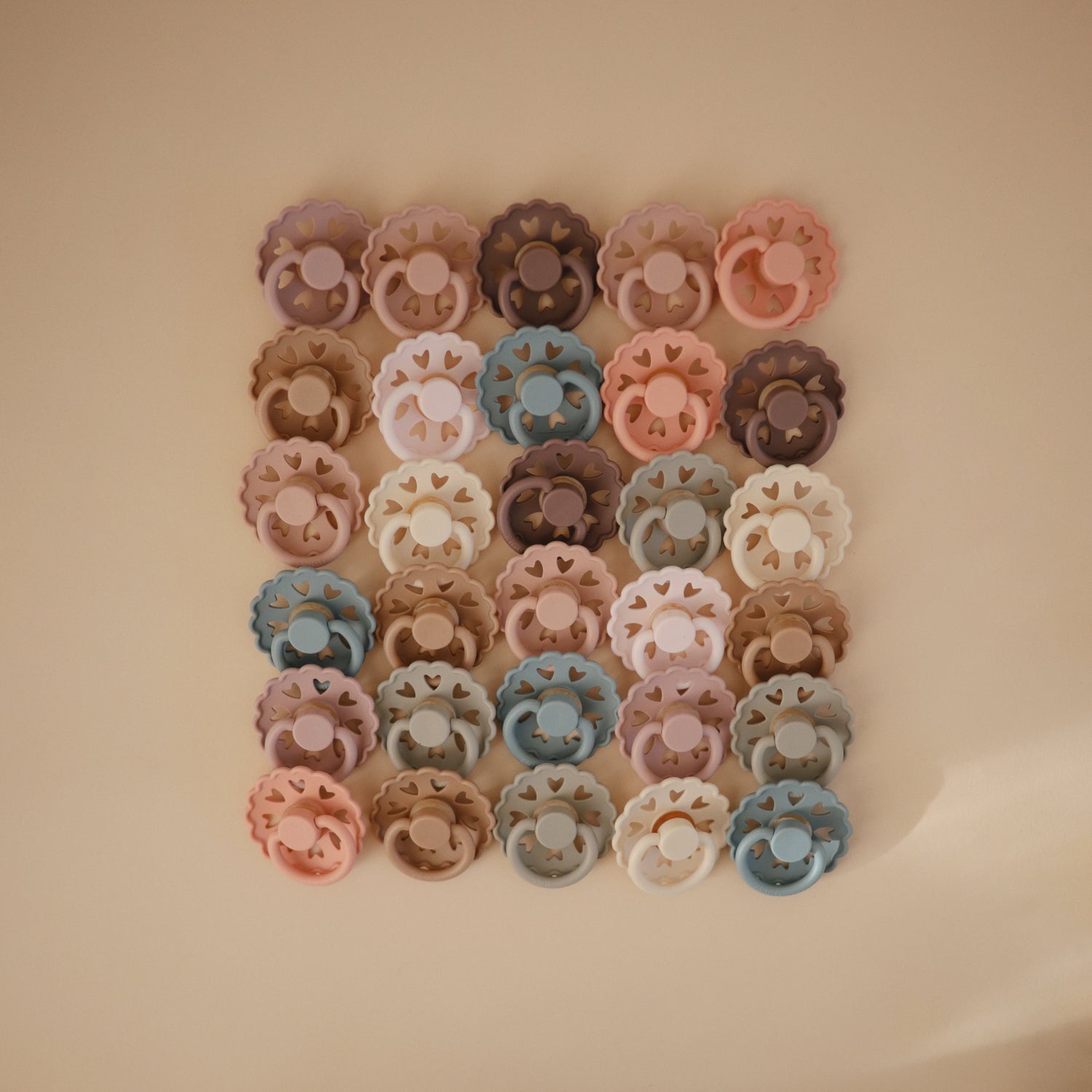 FRIGG Andersen Fairytale Natural Rubber Pacifier 2 - Pack - Tenth &amp; Pine - FRIGG PACIFIERS - 6 - 18 months - Twilight Mauve/Primrose